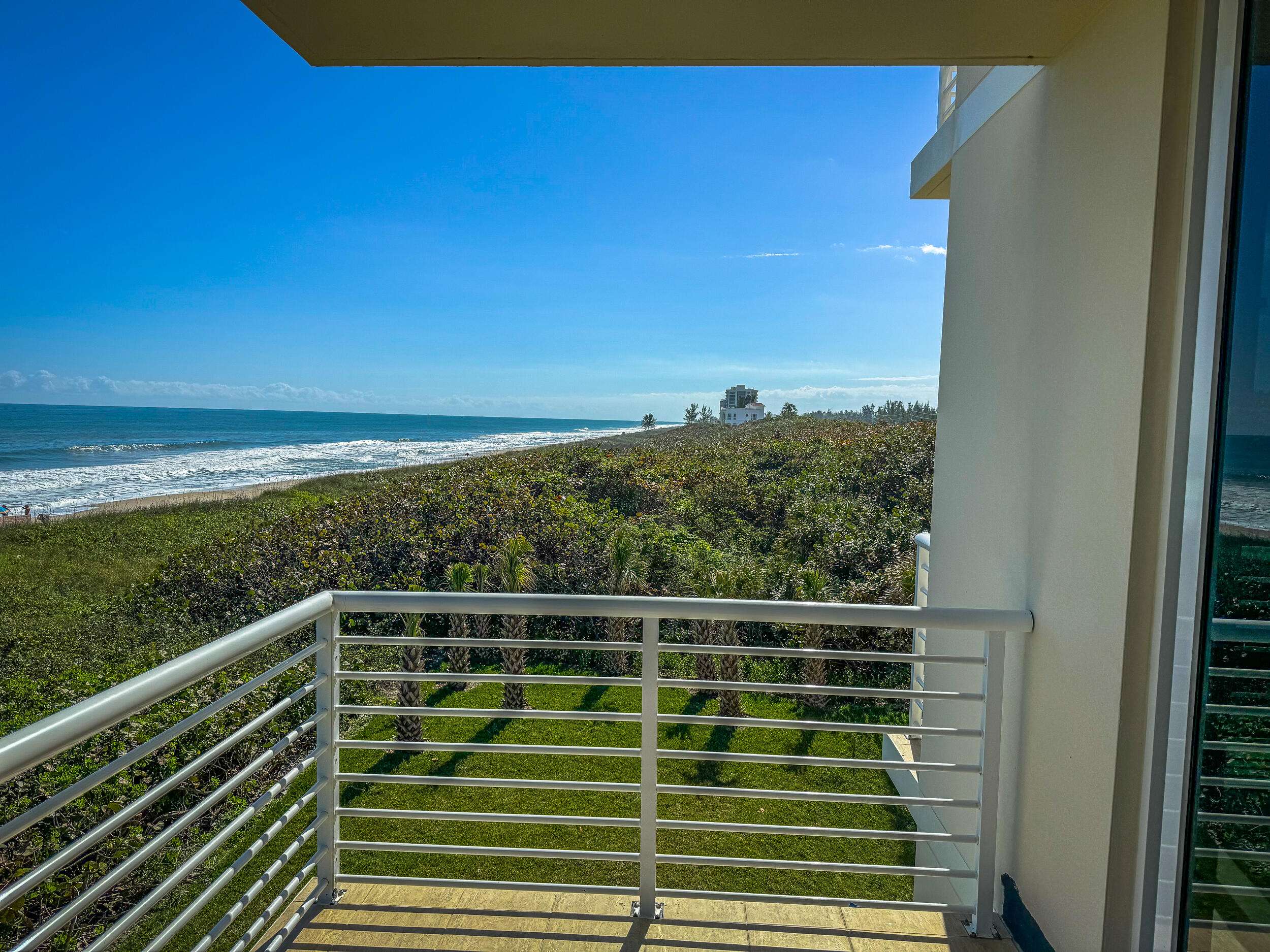 Hutchinson Island, FL 34949,4802 N Highway A1a 3-G