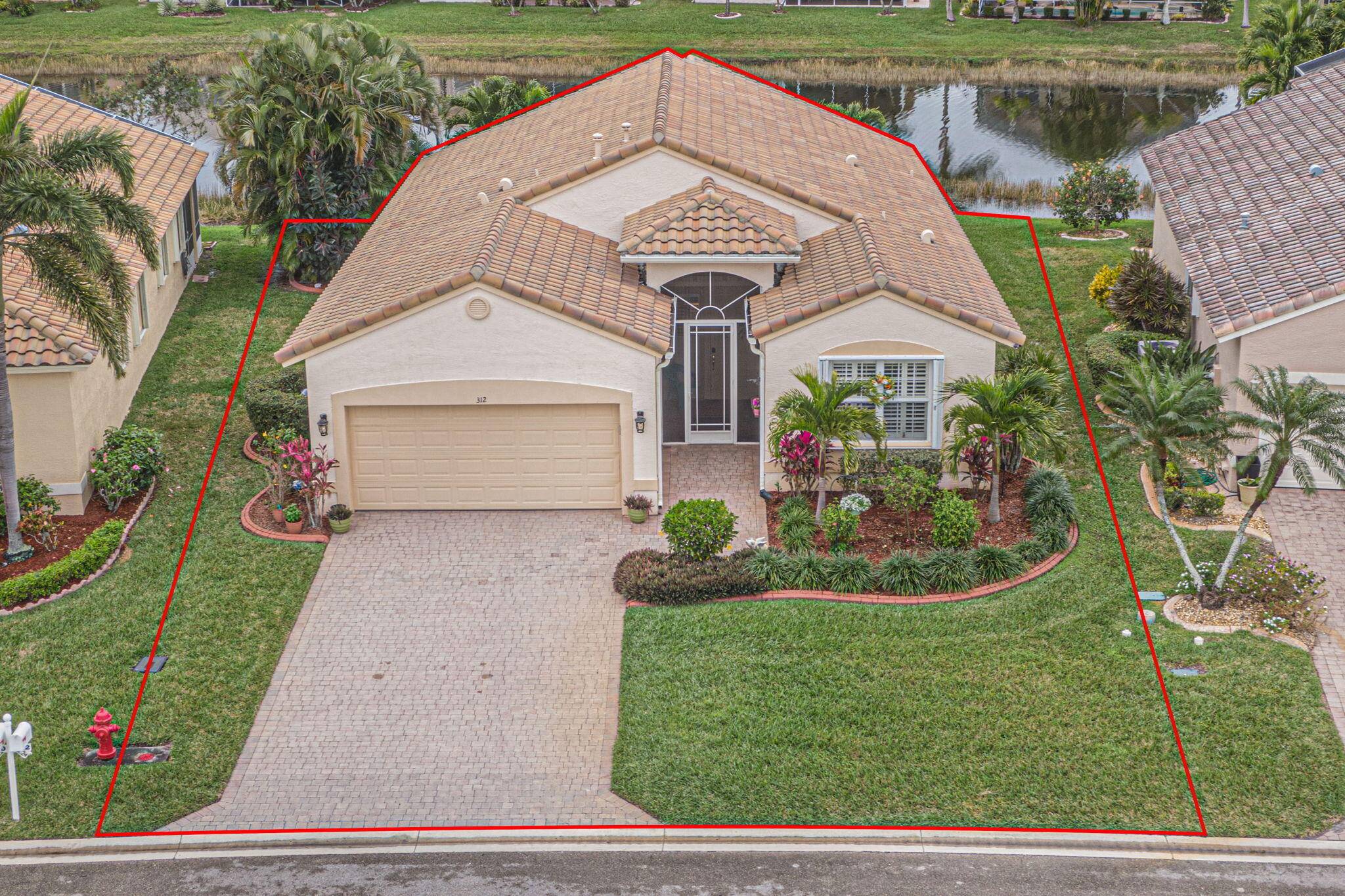 Port Saint Lucie, FL 34986,312 NW Shoreline CIR