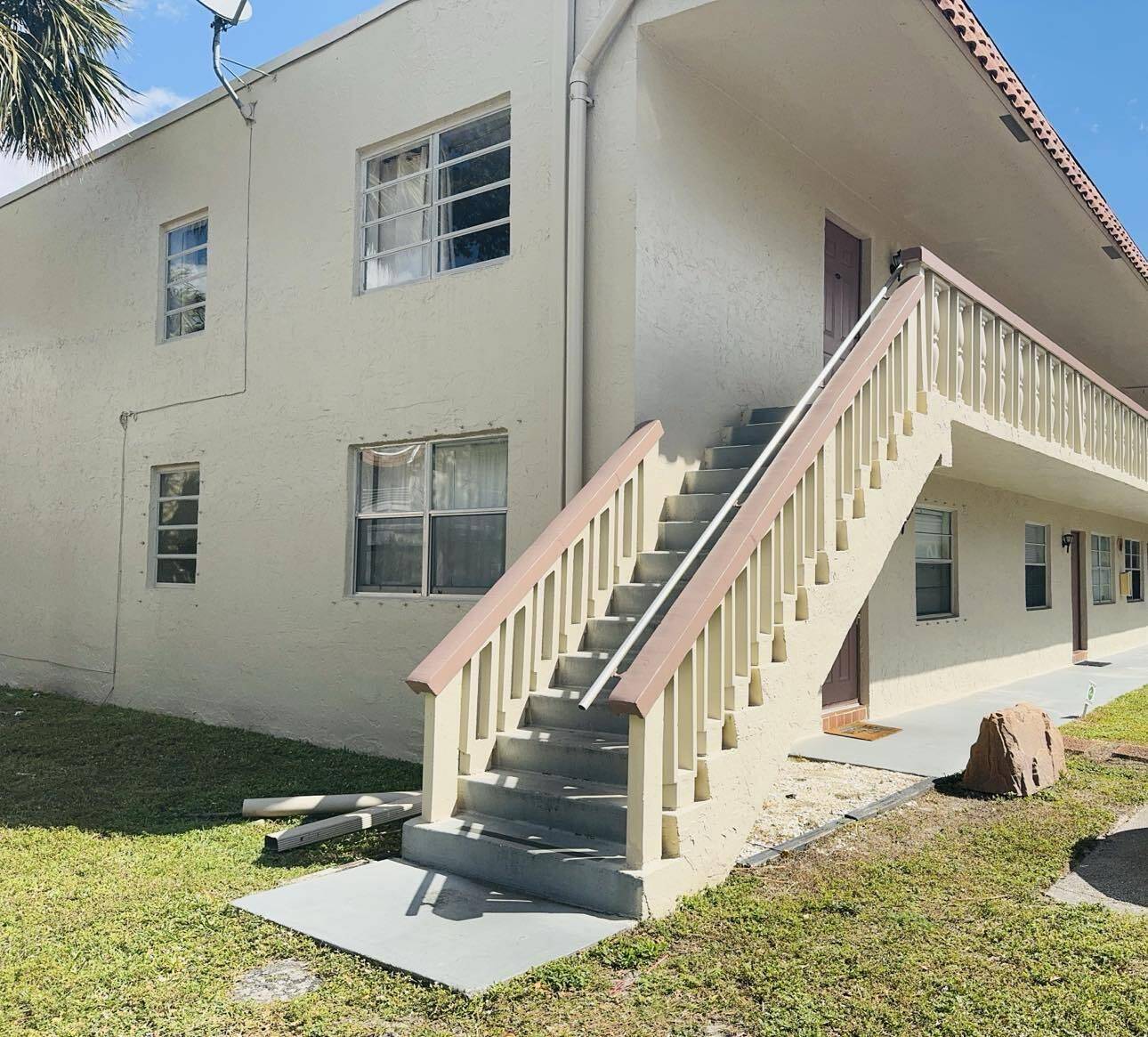 Davie, FL 33024,3777 NW 78th AVE 8e