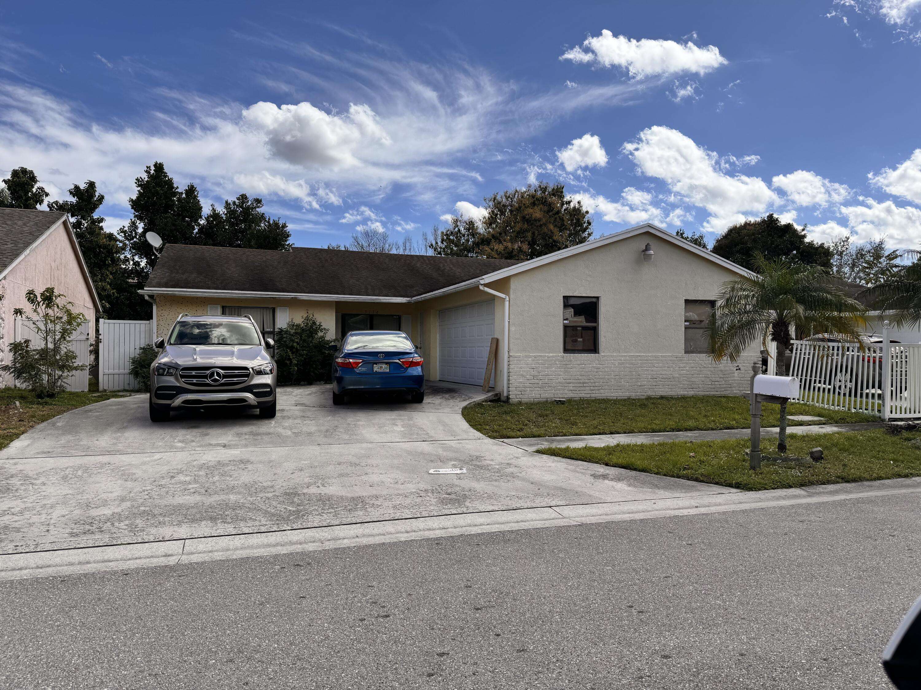 Lake Worth, FL 33463,5714 E Ithaca CIR E