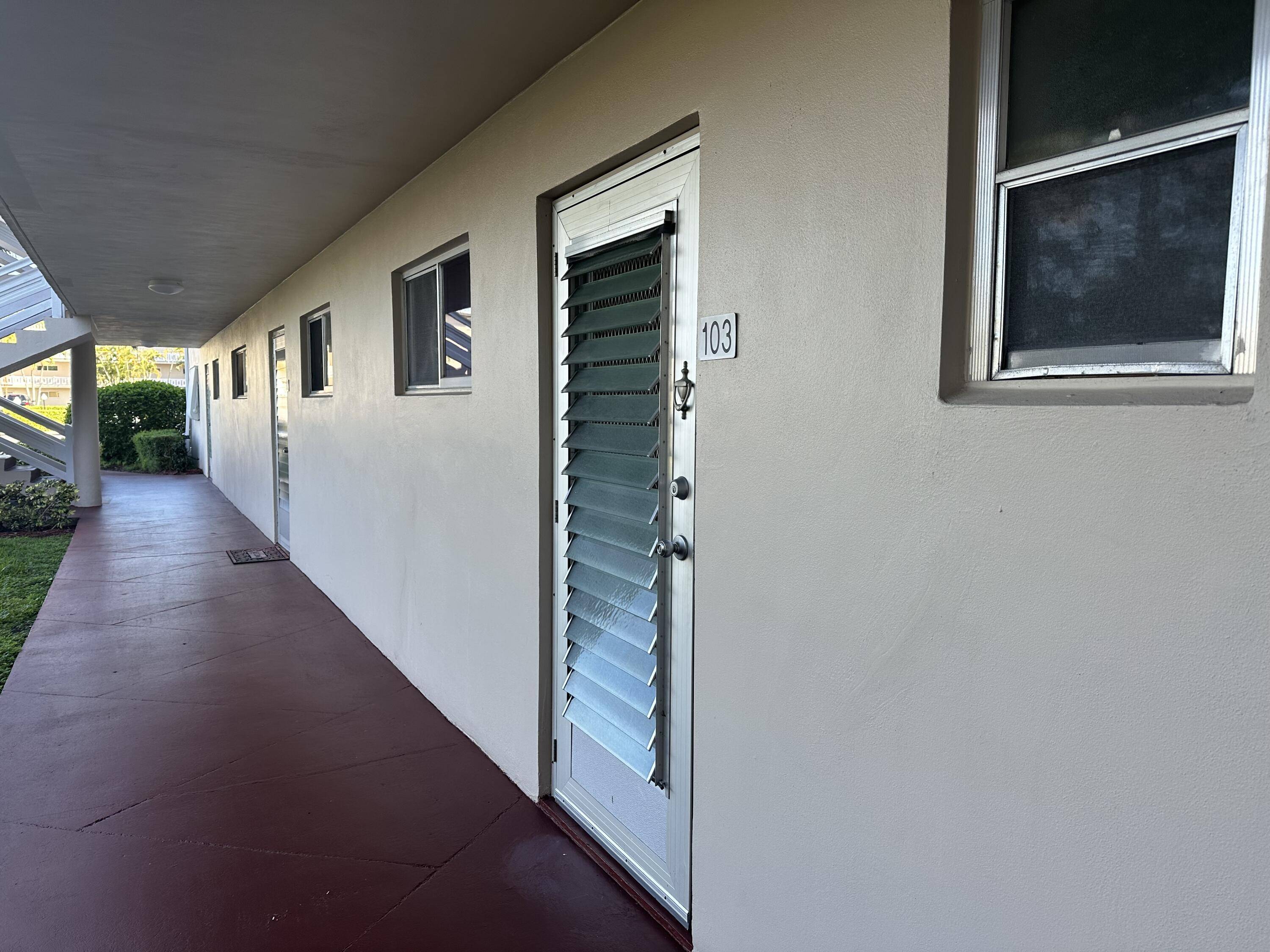 Lake Worth, FL 33461,2682 S Garden DR 103