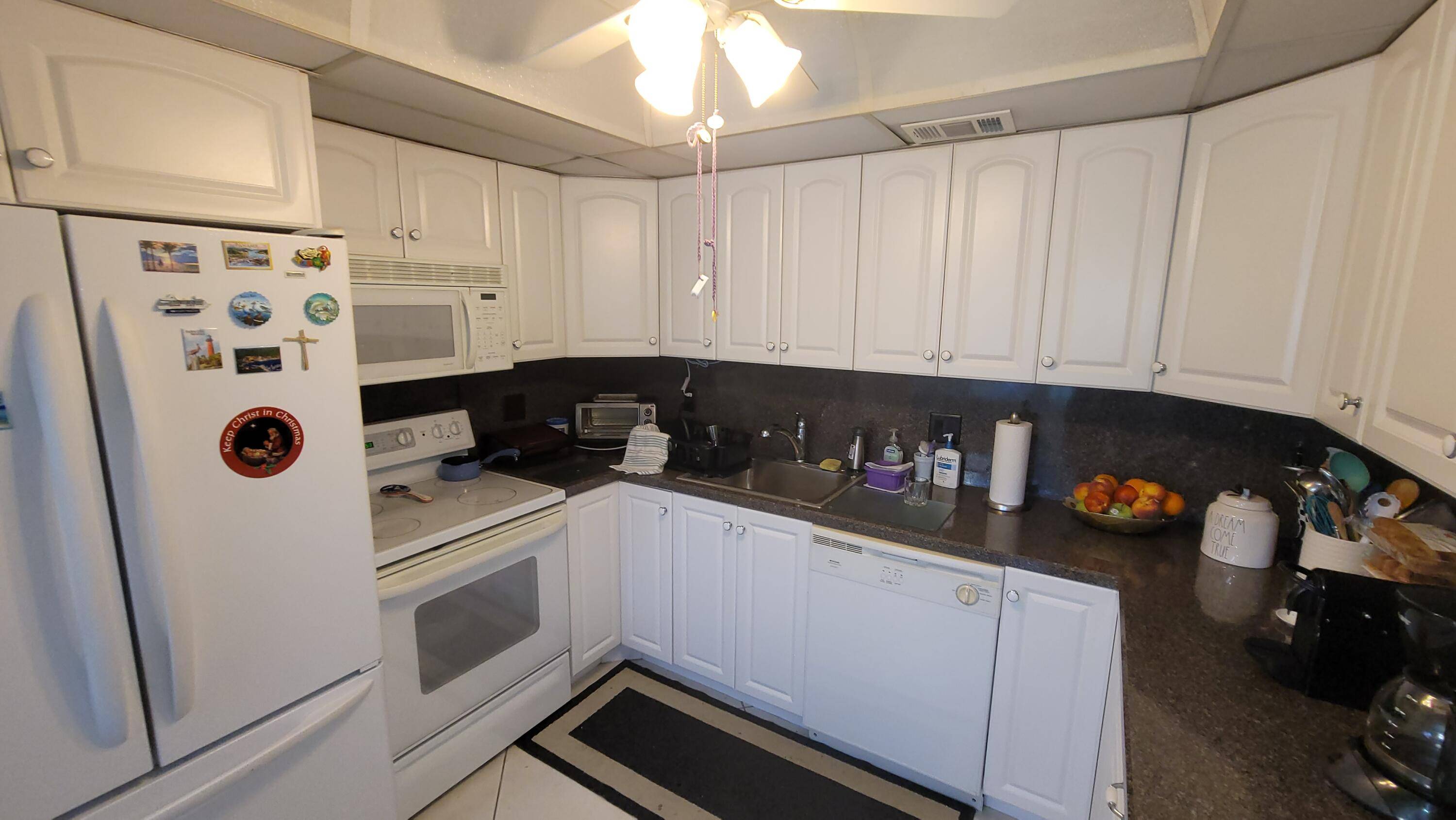 West Palm Beach, FL 33417,209 Greenbrier A