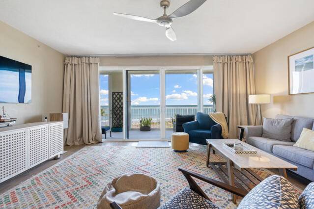 Hutchinson Island, FL 34949,3920 N Highway A1a 403
