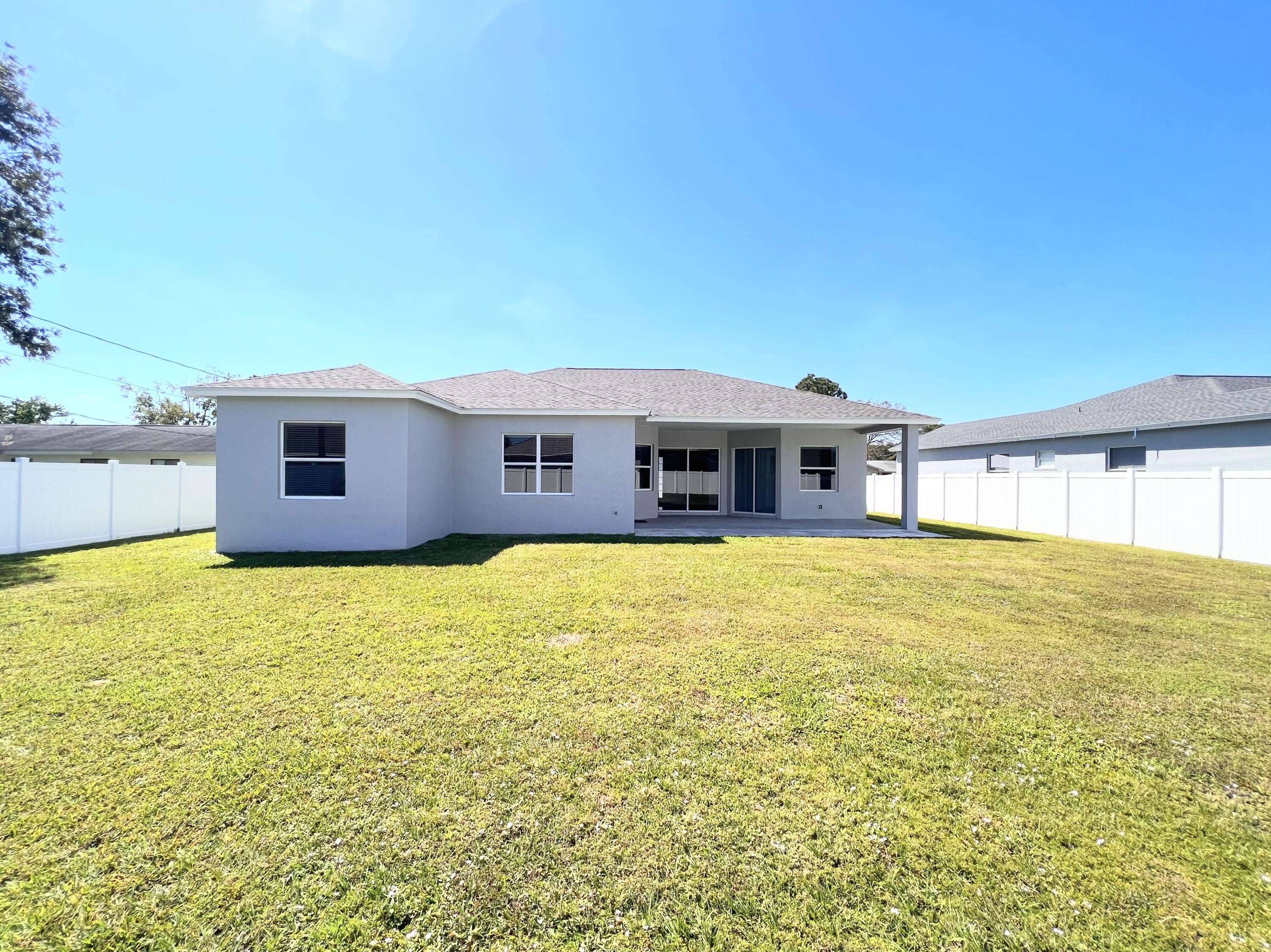 Port Saint Lucie, FL 34952,2189 SE Genoa ST