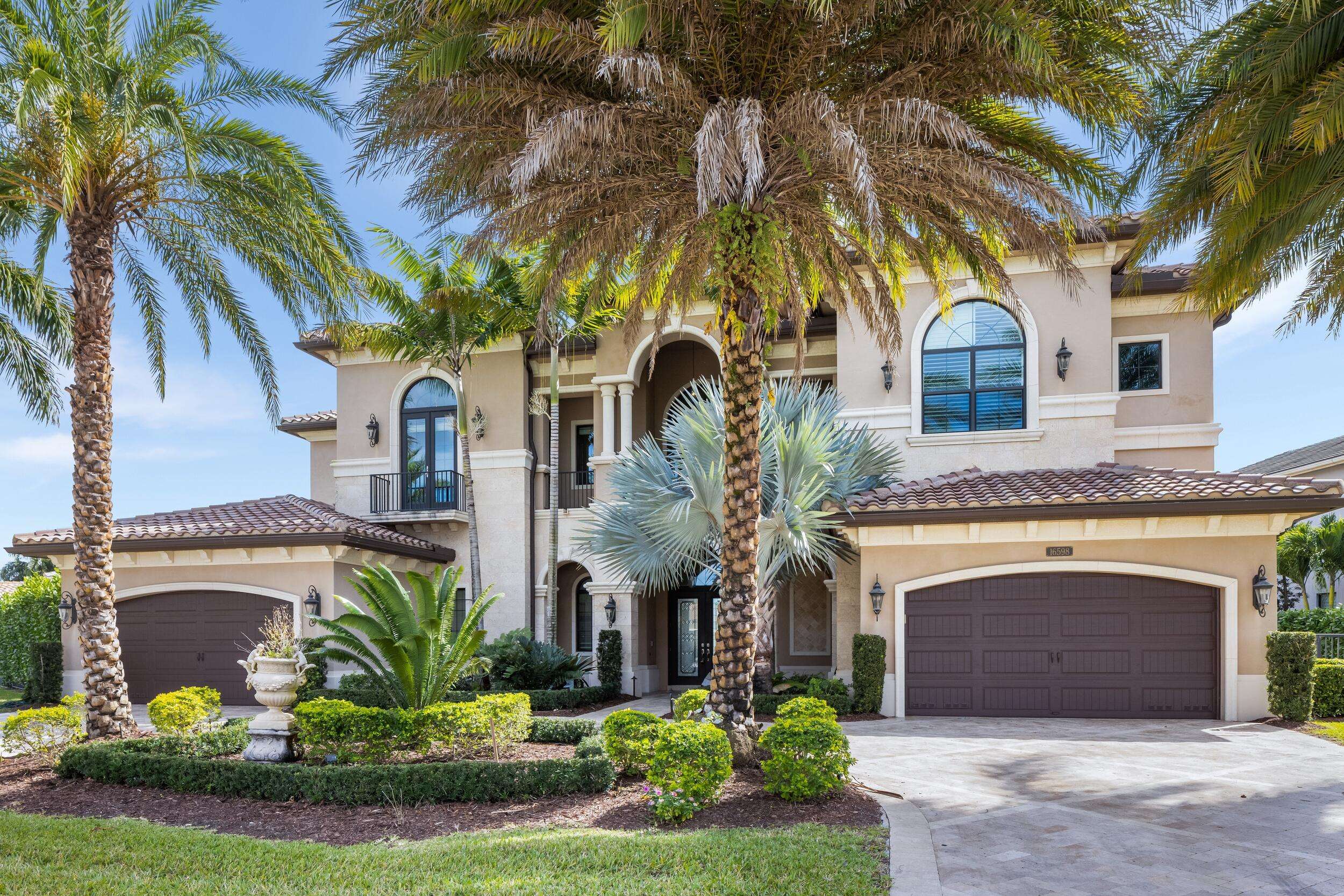 Delray Beach, FL 33446,16598 Fleur De Lis WAY