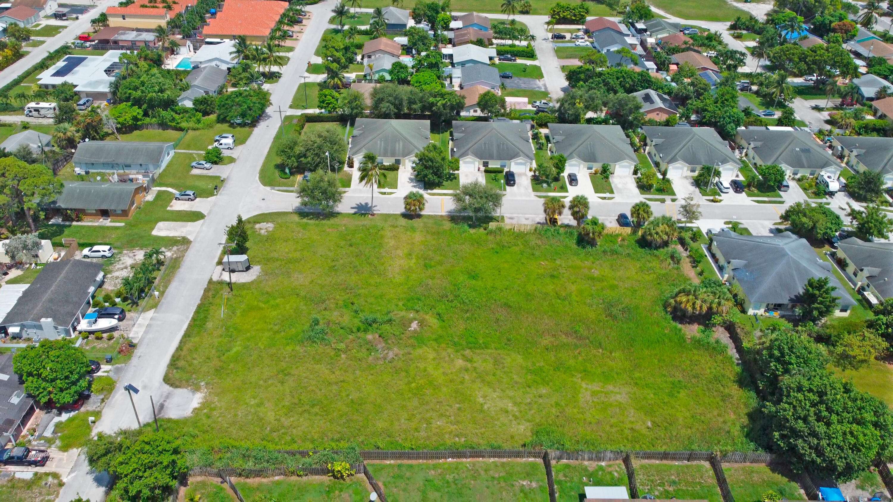 Lake Worth, FL 33463,0 Boatman ST