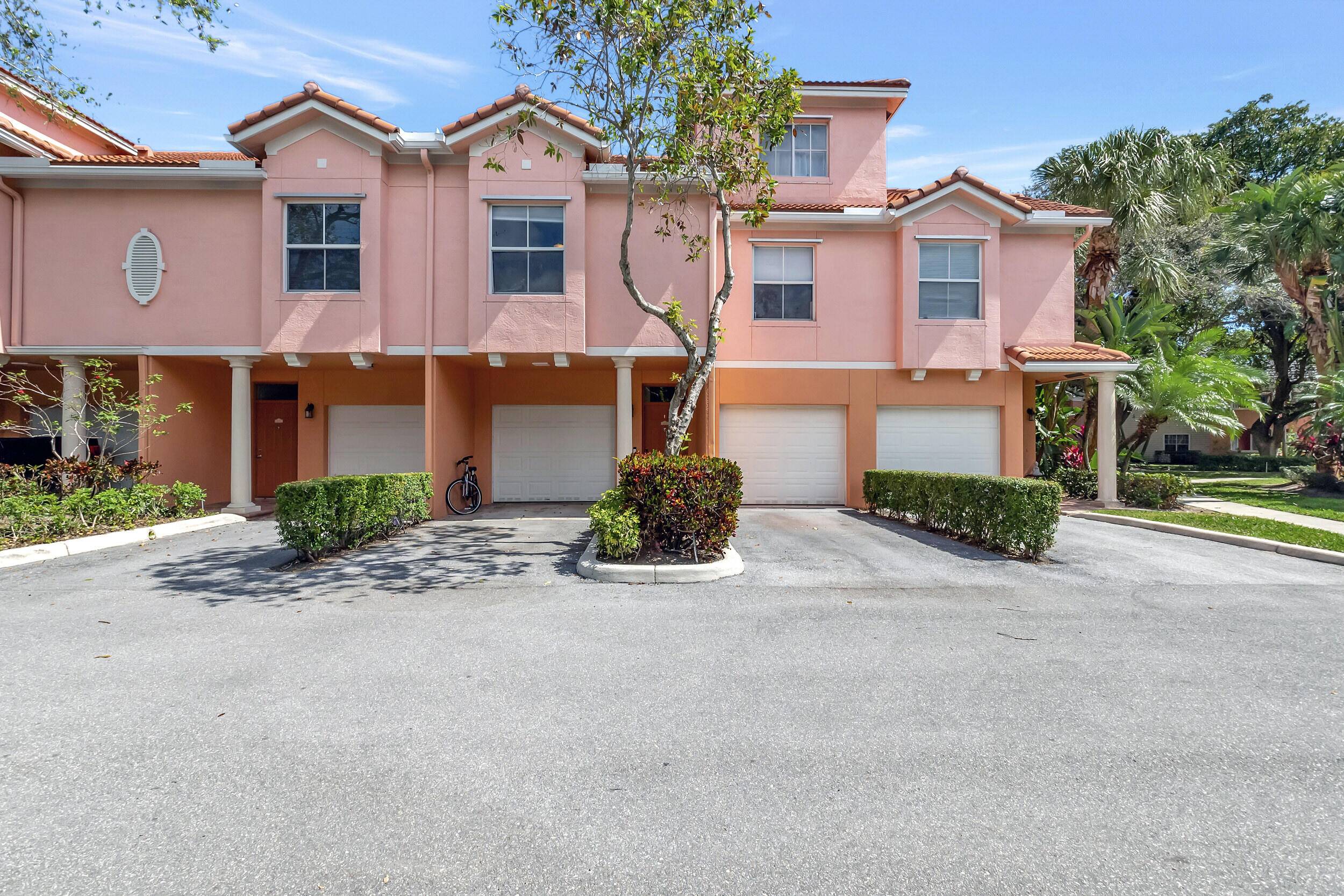 Delray Beach, FL 33444,2028 Alta Meadows LN 1008