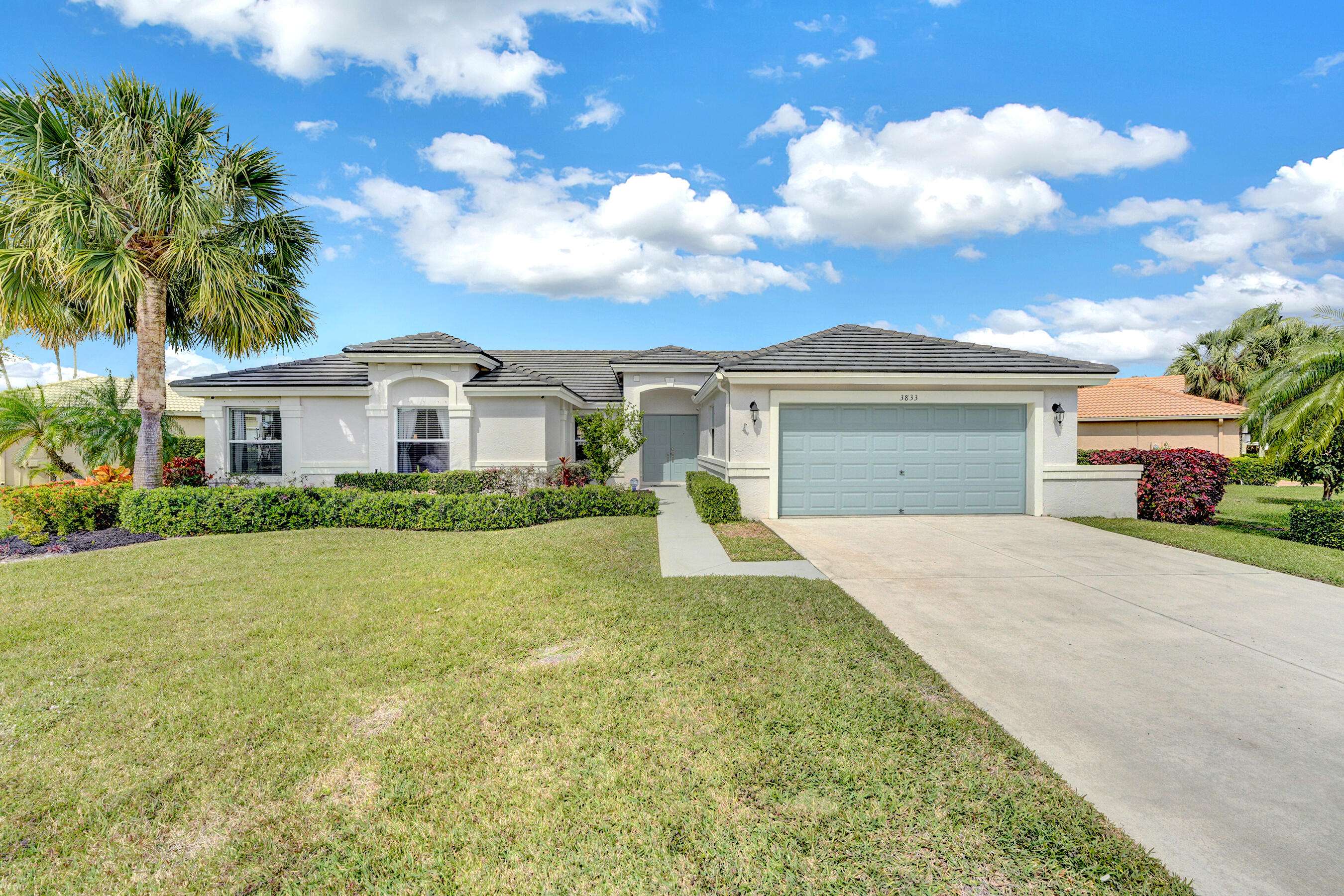 Lake Worth, FL 33467,3833 Cypress Lake DR