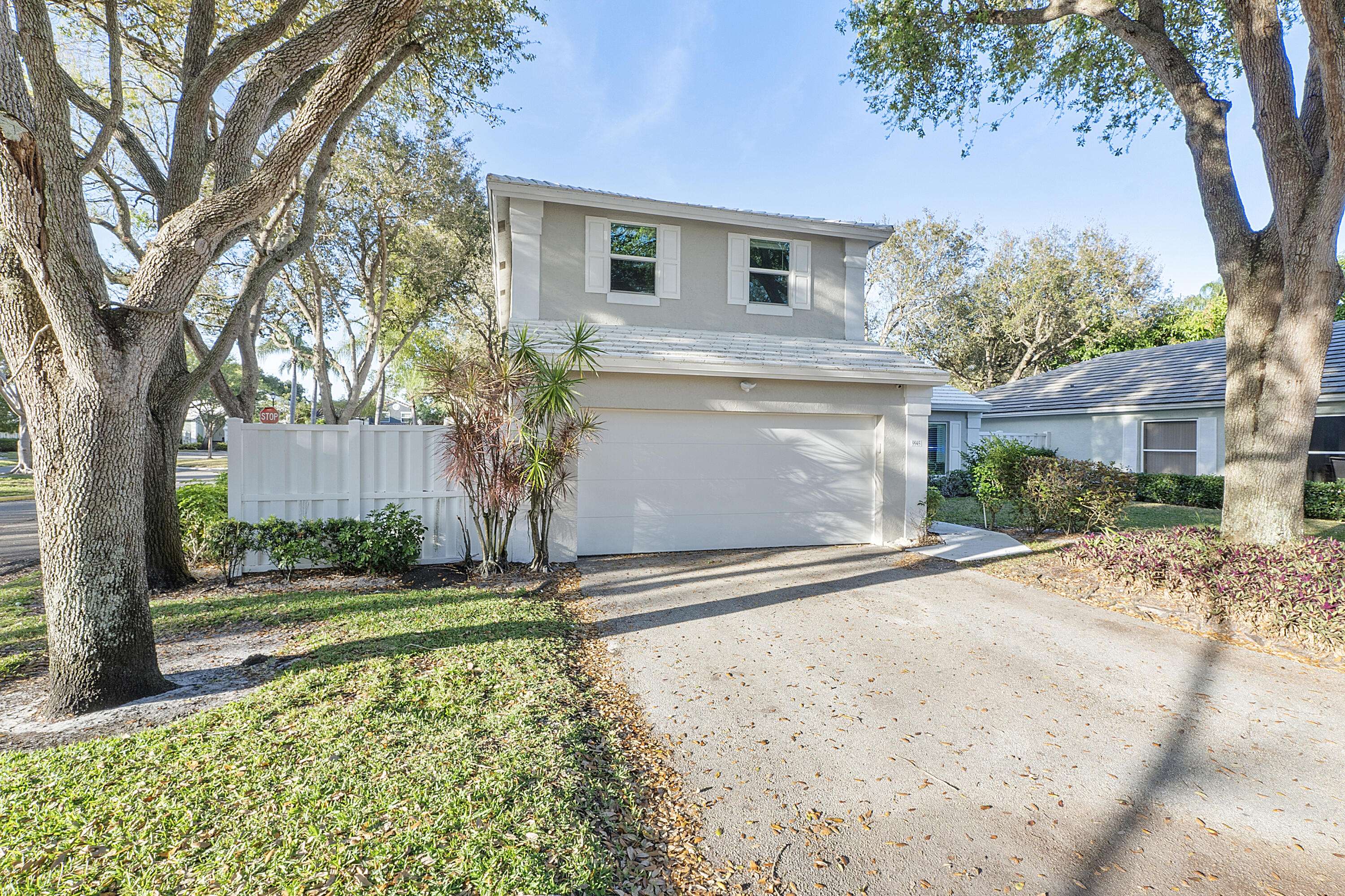 Plantation, FL 33324,9945 NW 2nd CT