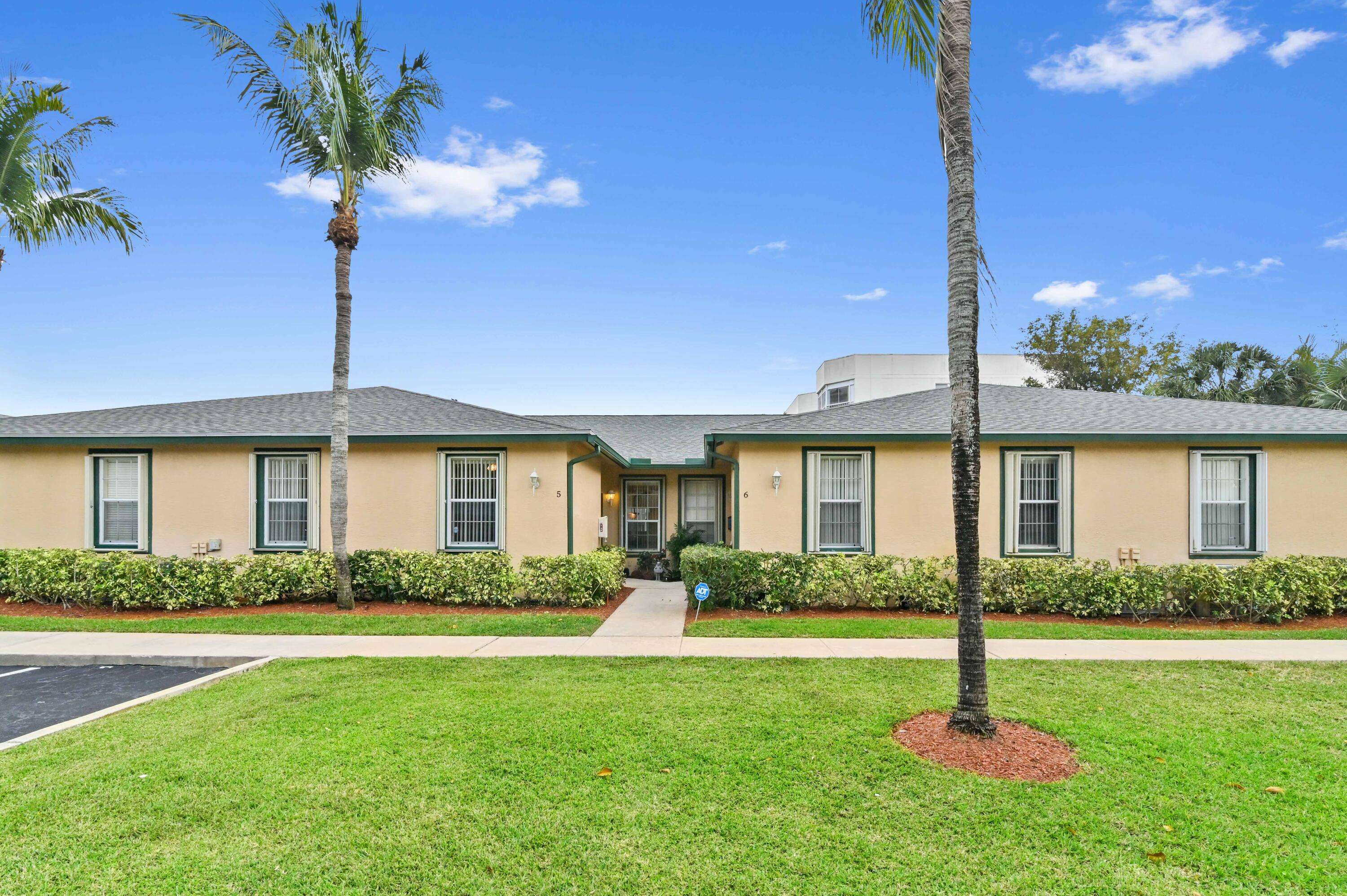 Lake Worth, FL 33467,3162 Via Poinciana 5