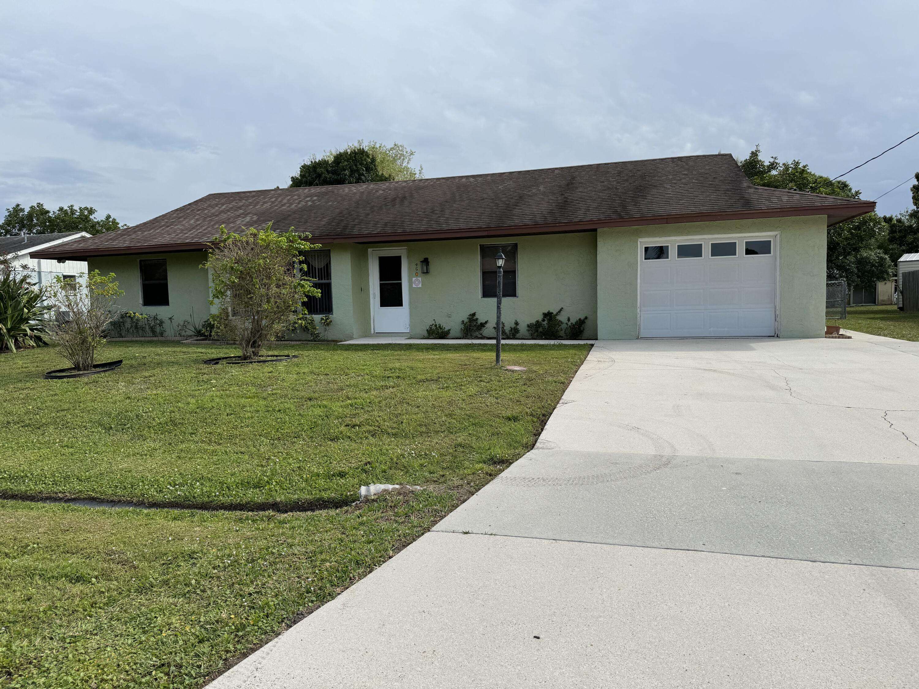 Port Saint Lucie, FL 34983,450 SW Violet AVE