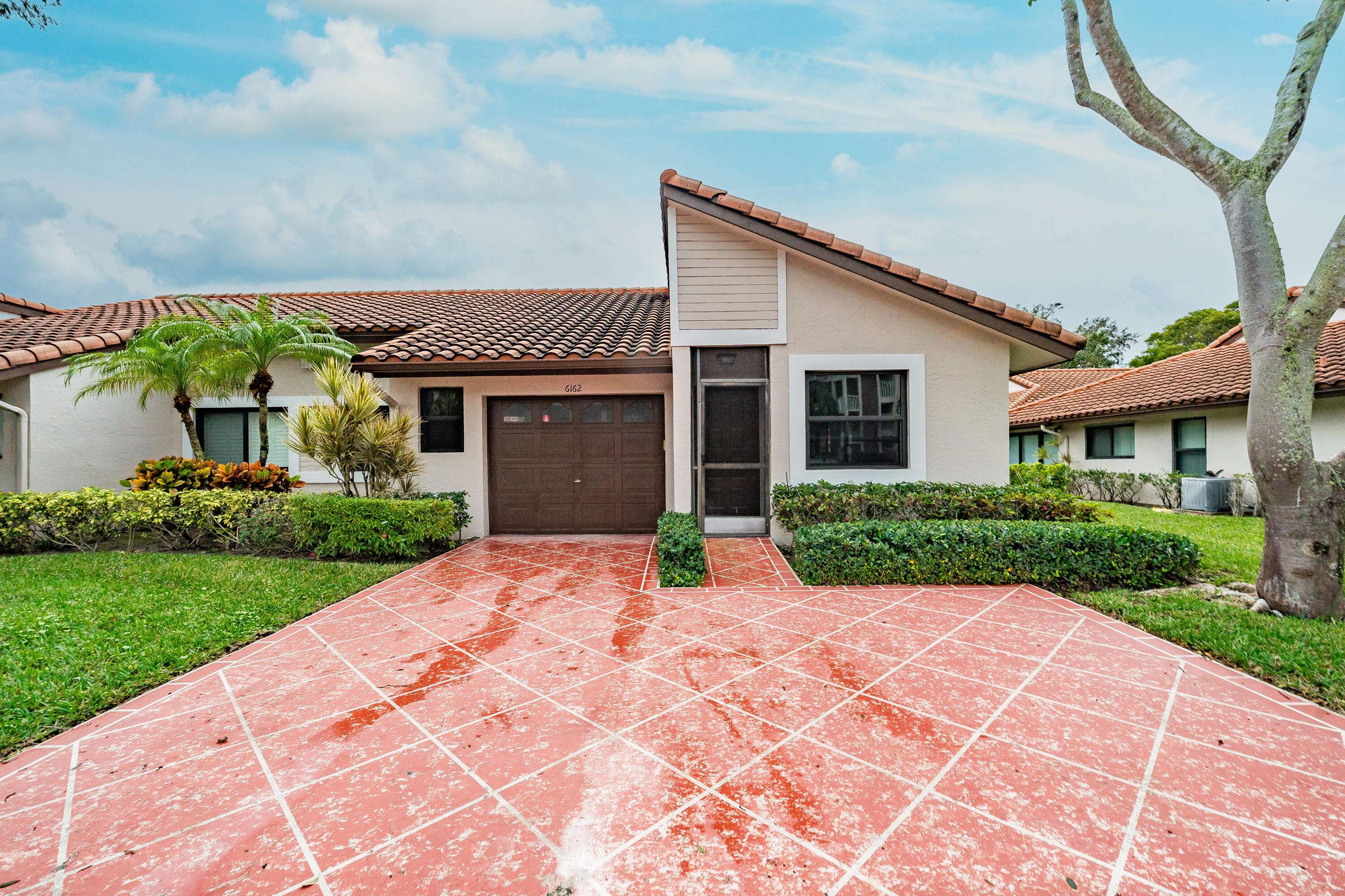 Delray Beach, FL 33484,6162 Pointe Regal CIR