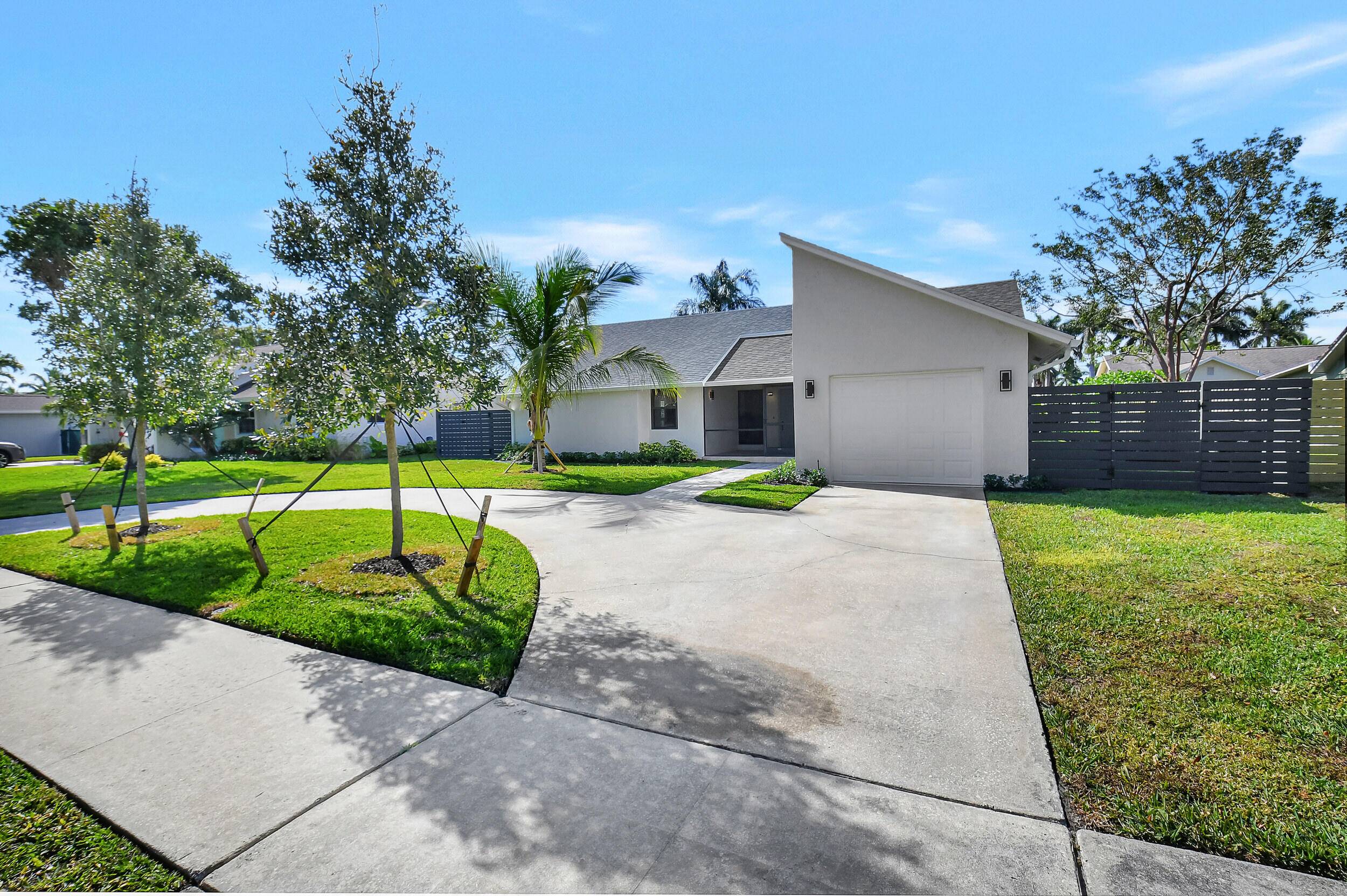 Delray Beach, FL 33444,1342 Fulmar DR