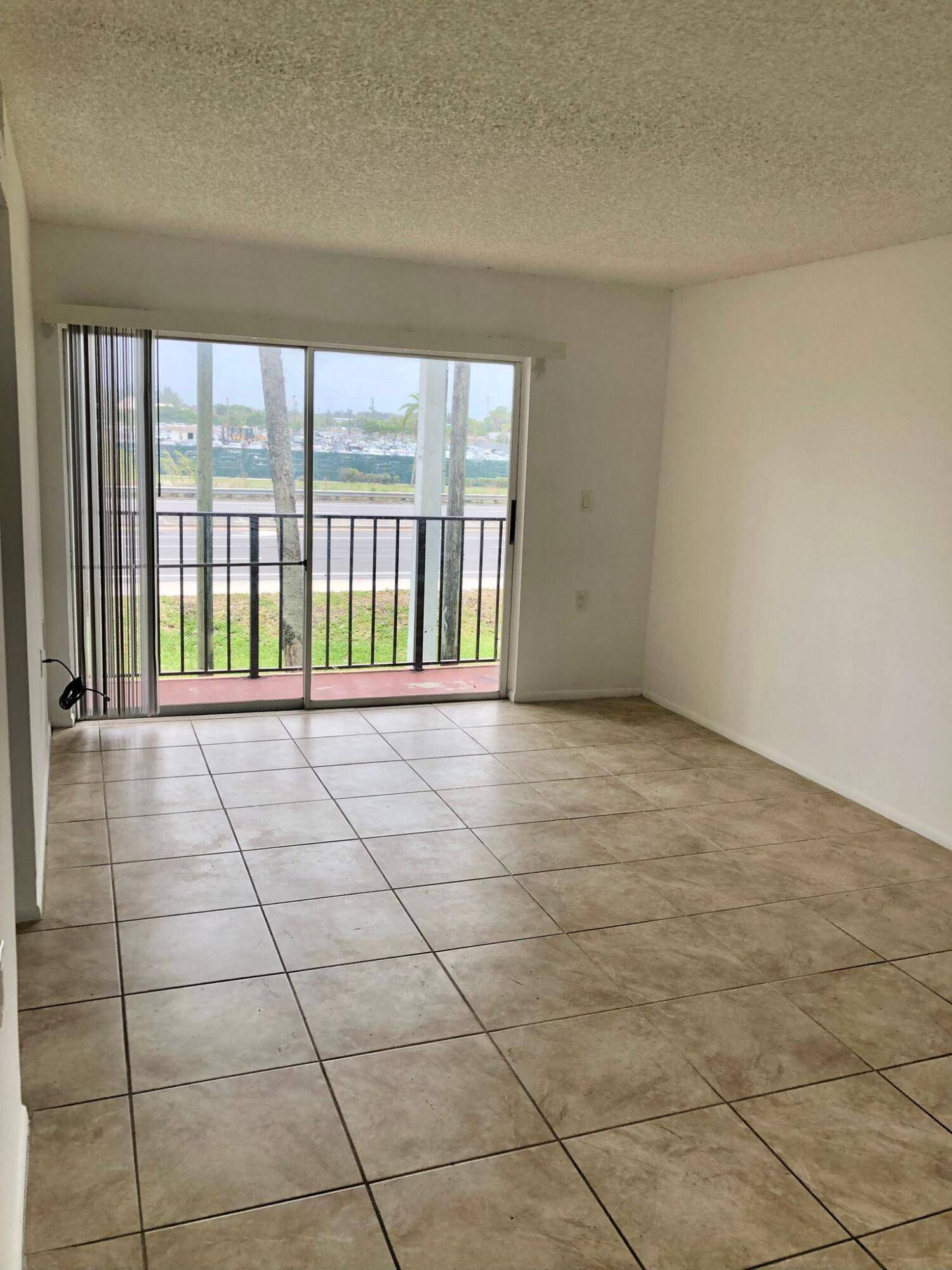 West Palm Beach, FL 33411,1068 N Benoist Farms RD 212