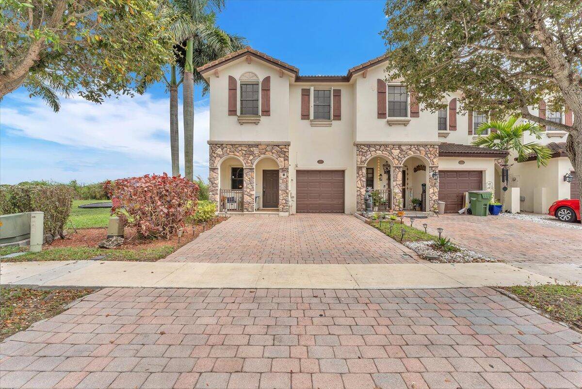 Homestead, FL 33033,385 NE 37th PL