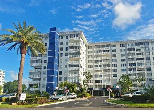 Hollywood, FL 33021,4350 Hillcrest DR 214