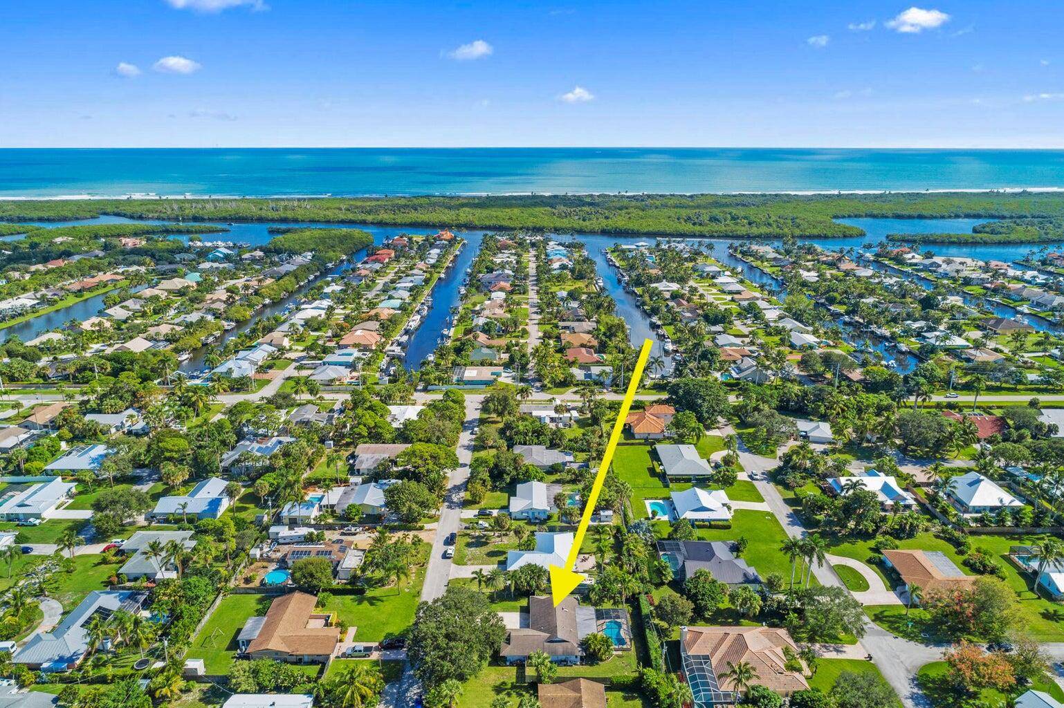 Hobe Sound, FL 33455,8148 SE Coconut ST