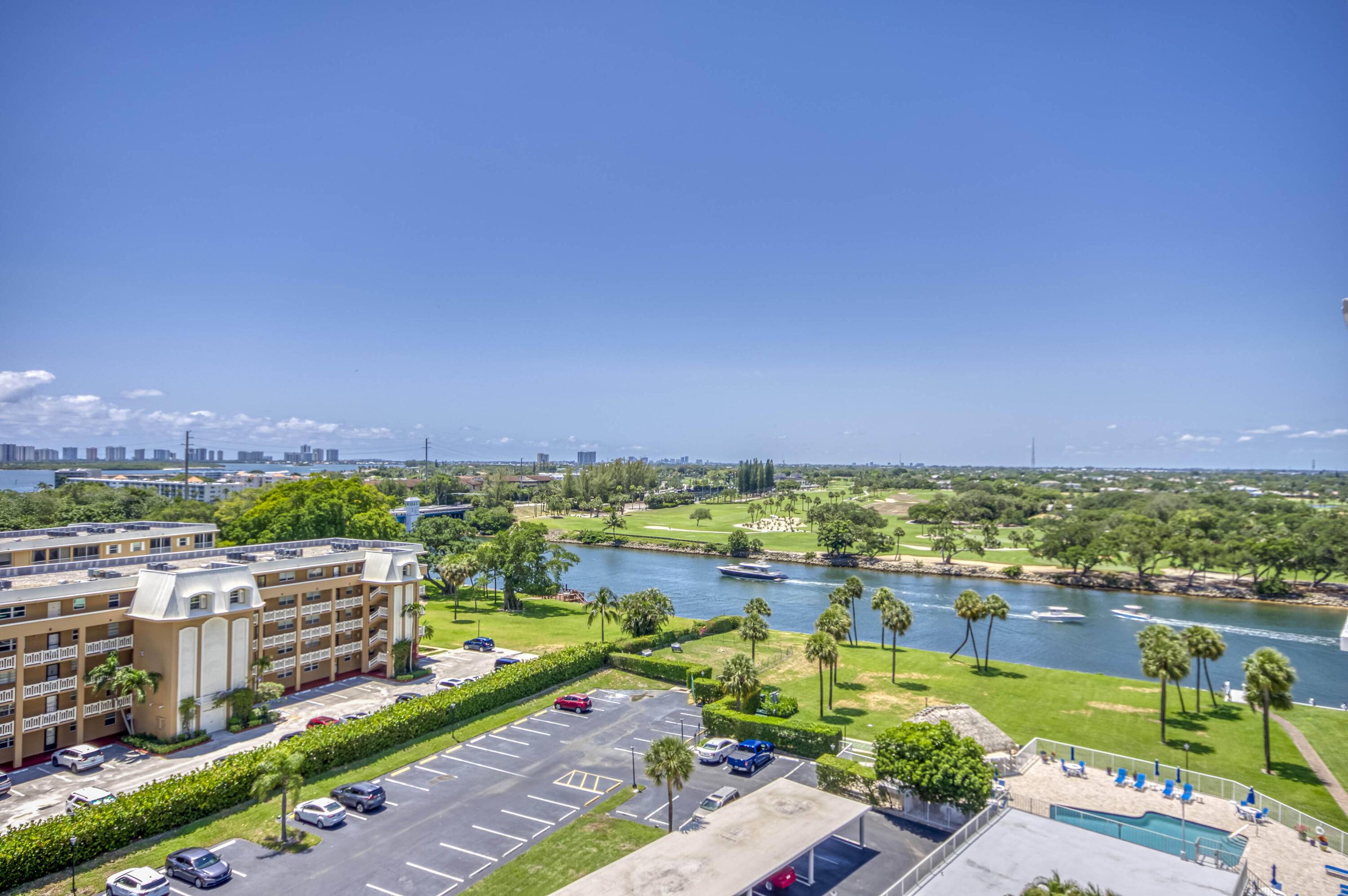 North Palm Beach, FL 33408,336 Golfview RD 1011