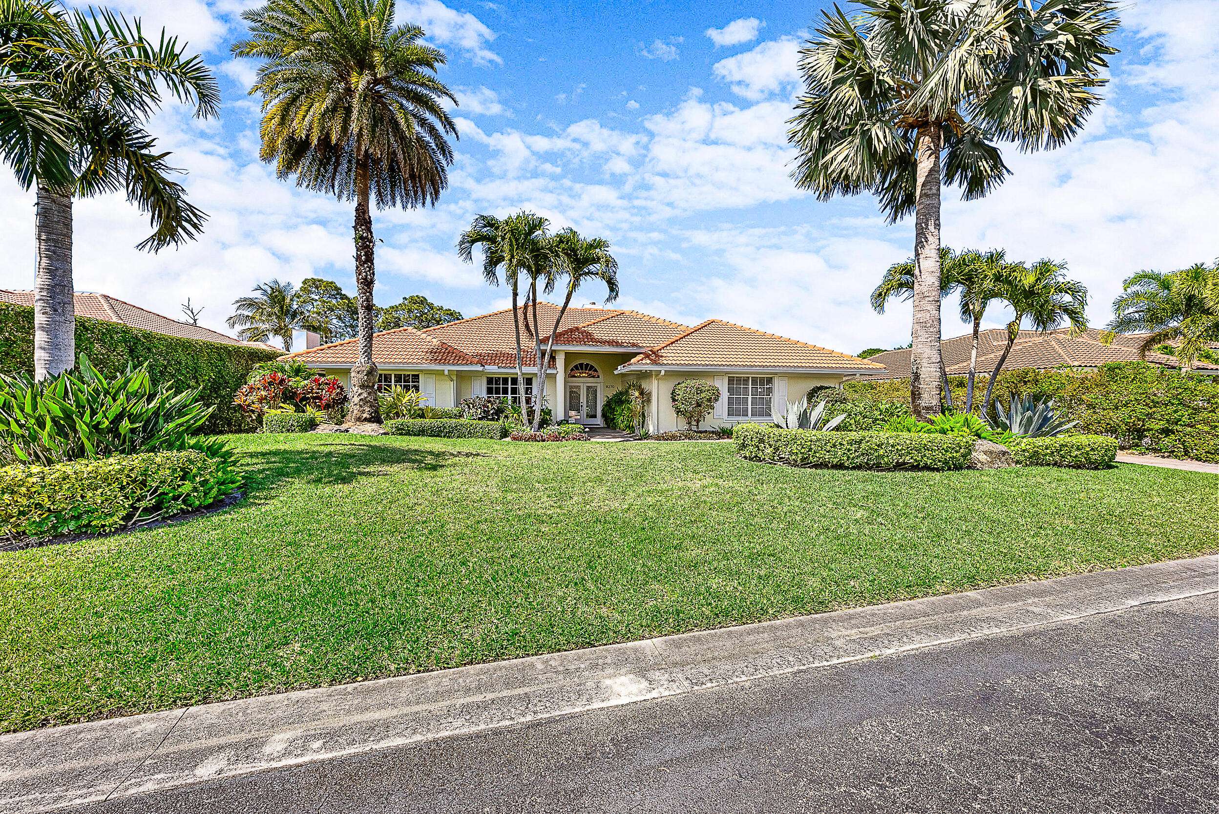 Hobe Sound, FL 33455,8270 SE Sanctuary DR