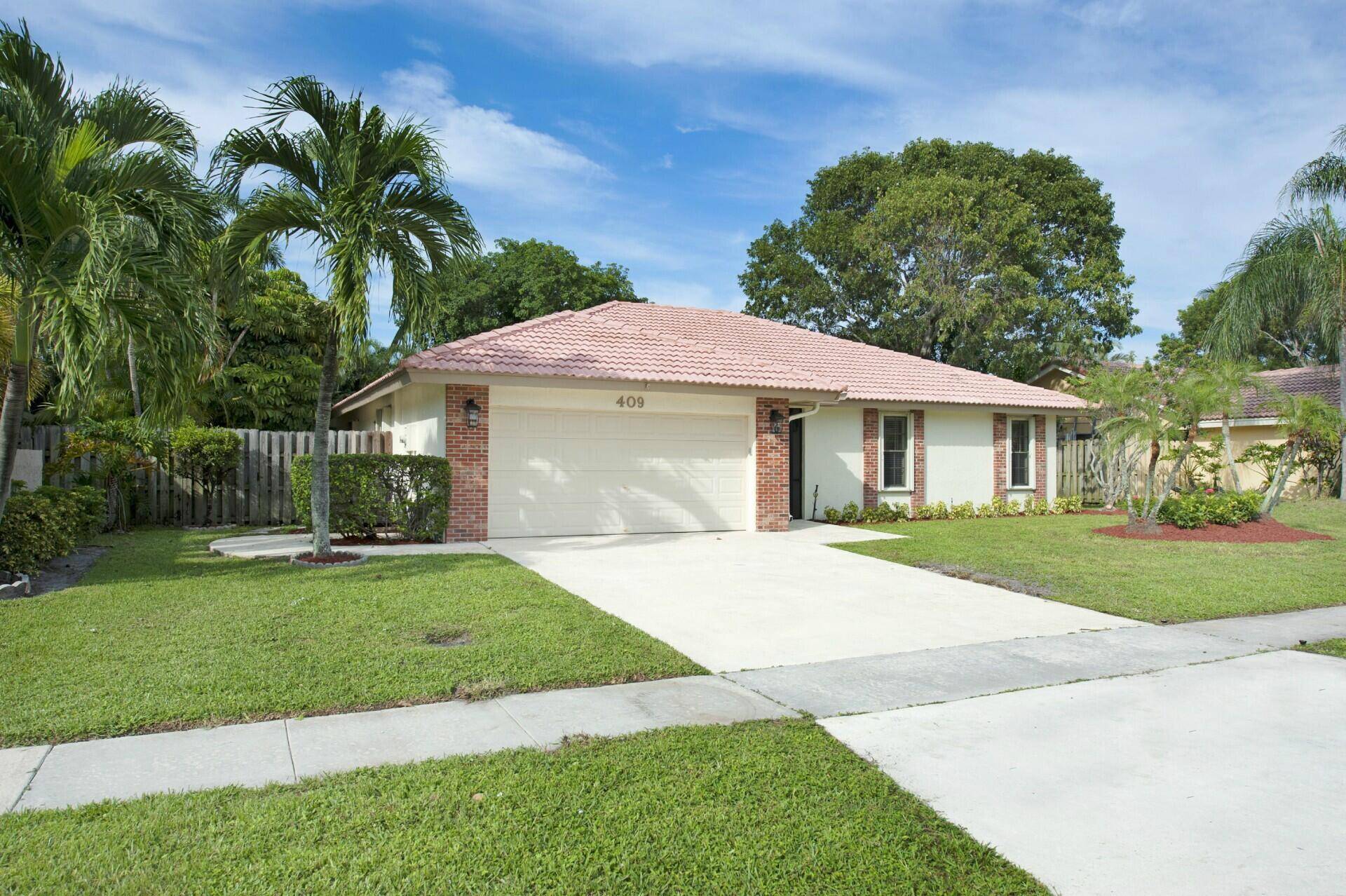 Boca Raton, FL 33487,409 NW 72nd ST