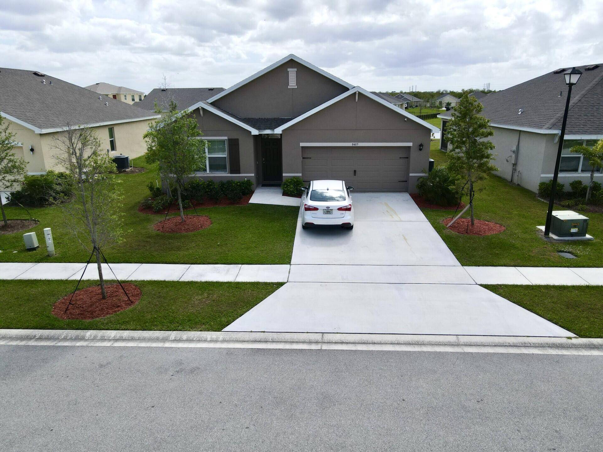 Fort Pierce, FL 34945,9405 Potomac DR