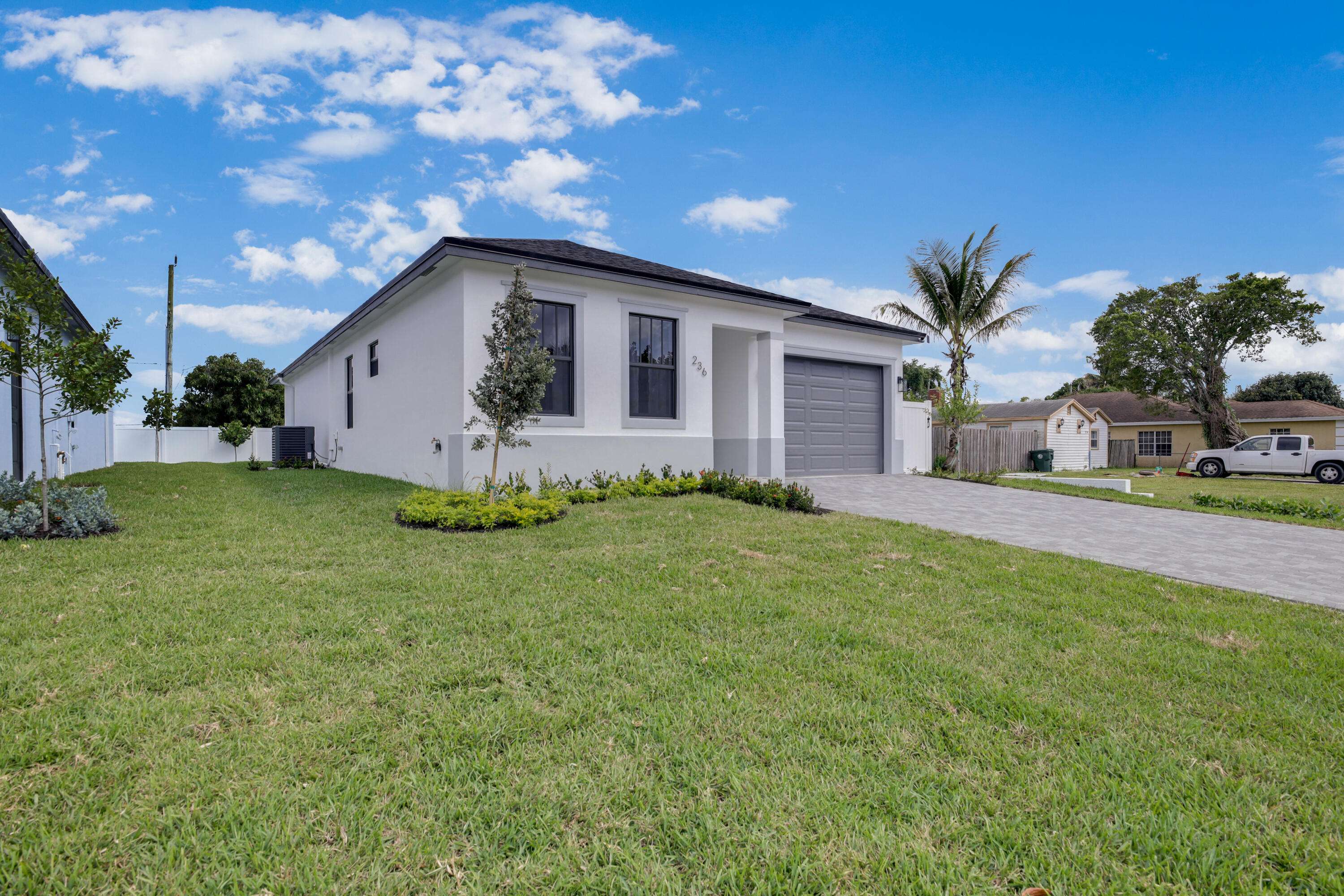 Greenacres, FL 33463,236 Walker AVE