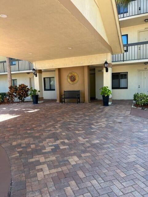 Jupiter, FL 33477,901 Seafarer Circle 301