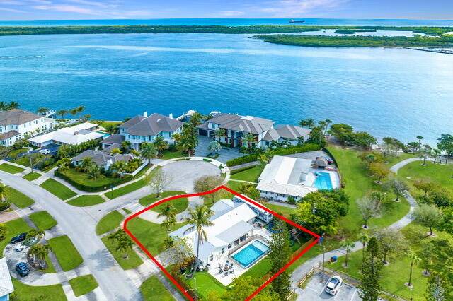 North Palm Beach, FL 33408,700 Lakeside CIR