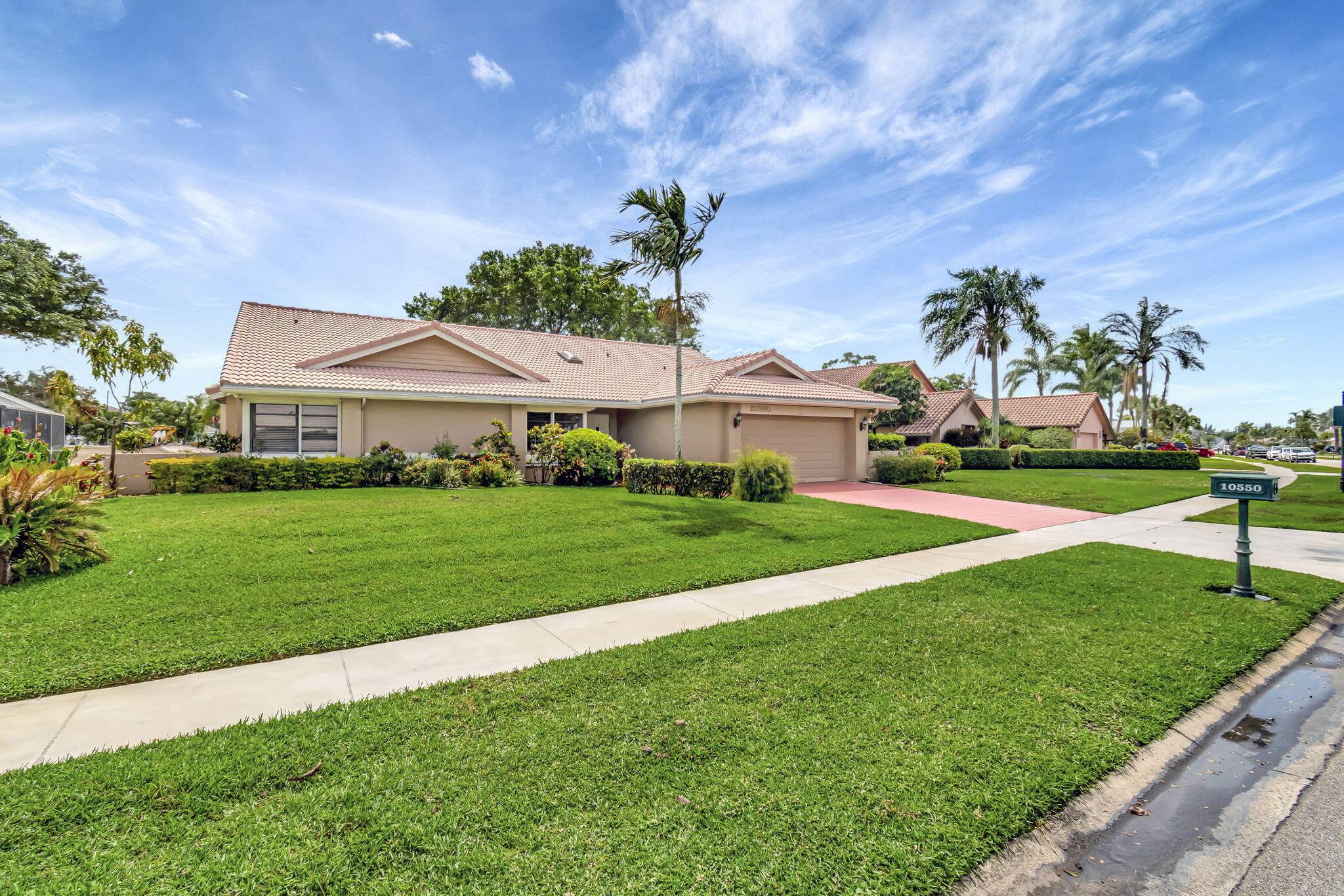 Boca Raton, FL 33428,10550 Boca Woods LN