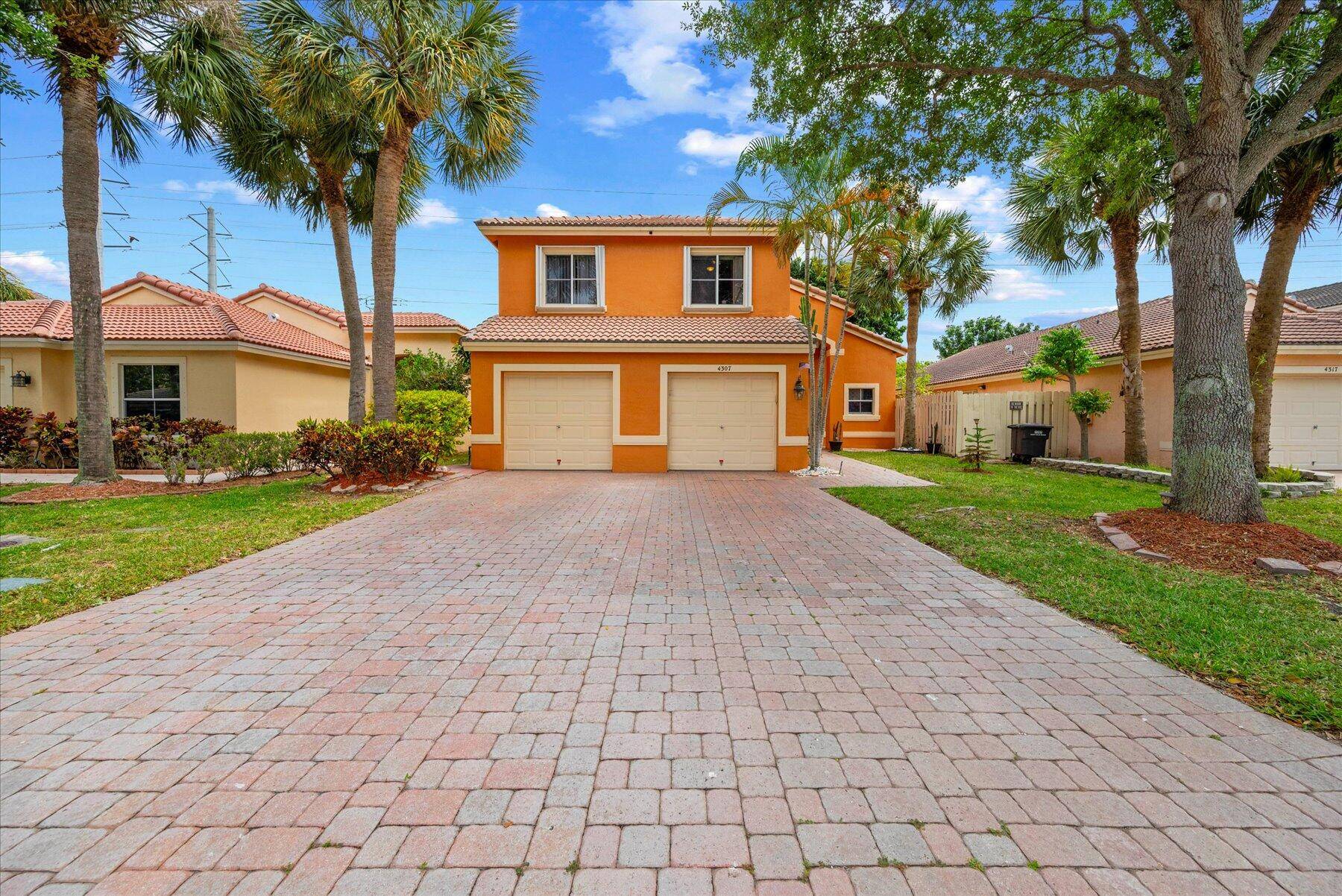 West Palm Beach, FL 33409,4307 Onega CIR