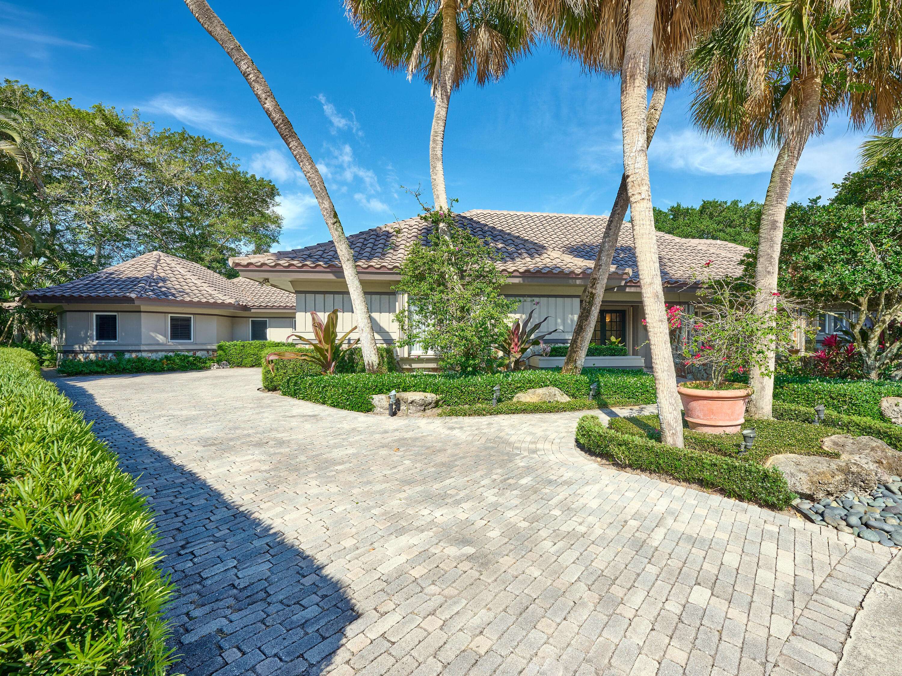 Boca Raton, FL 33433,20777 Pinar TRL