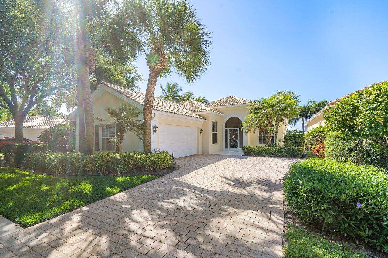 Palm Beach Gardens, FL 33410,136 Euphrates CIR