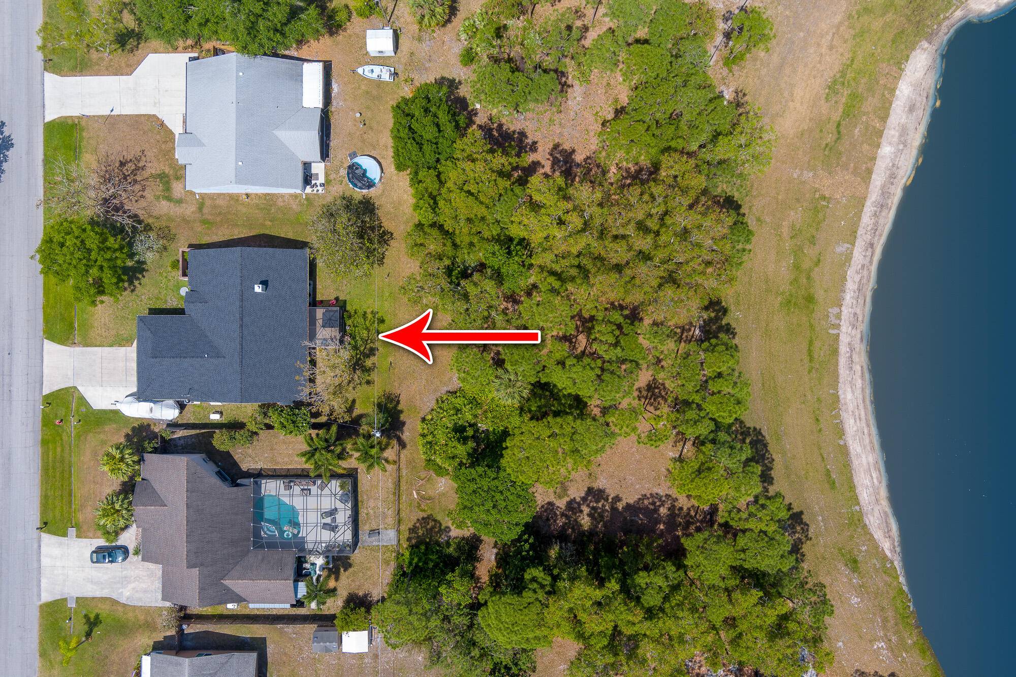 Port Saint Lucie, FL 34983,817 SE Streamlet AVE