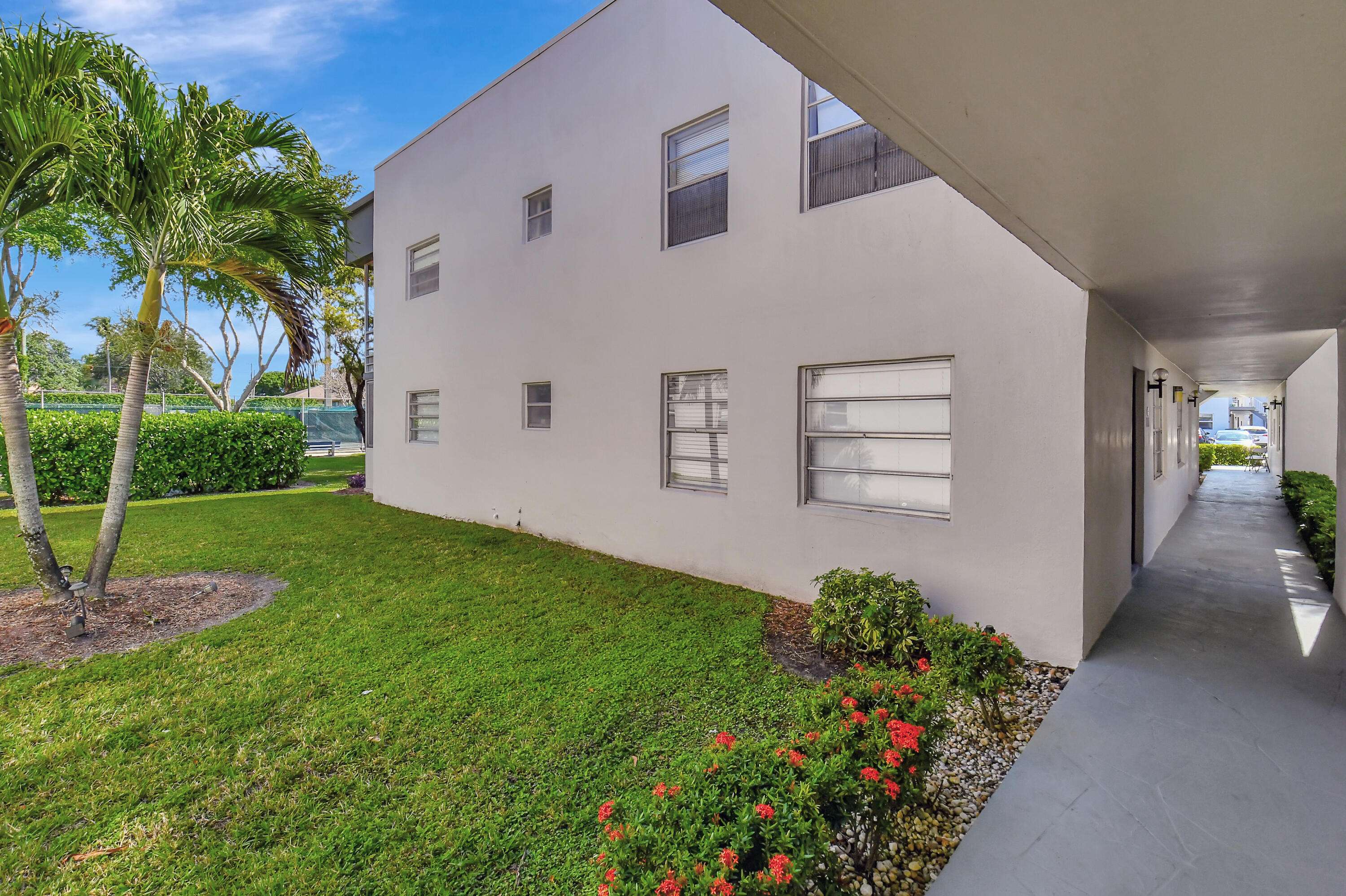 Delray Beach, FL 33484,357 Normandy H