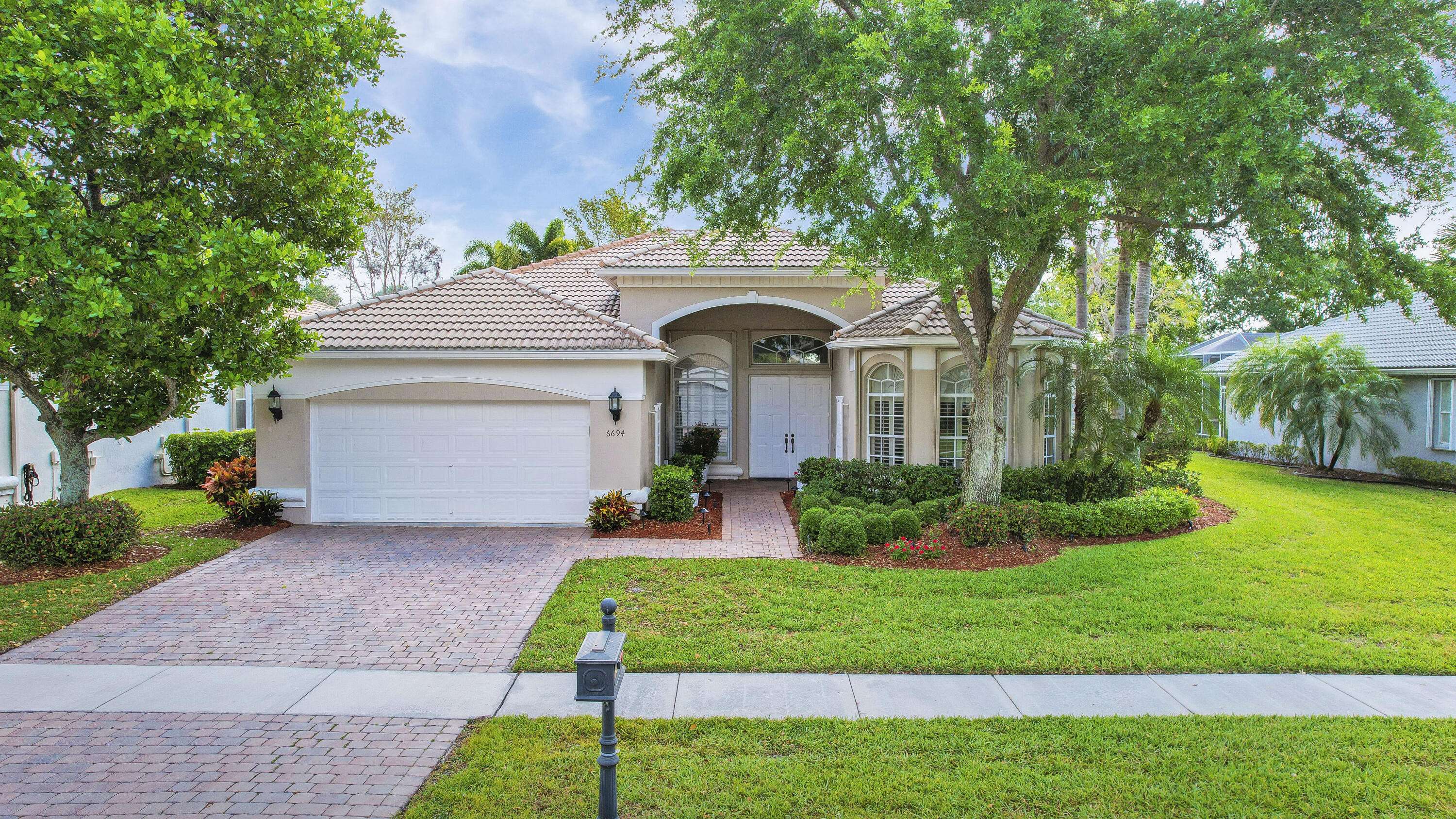 Lake Worth, FL 33467,6694 Murano WAY