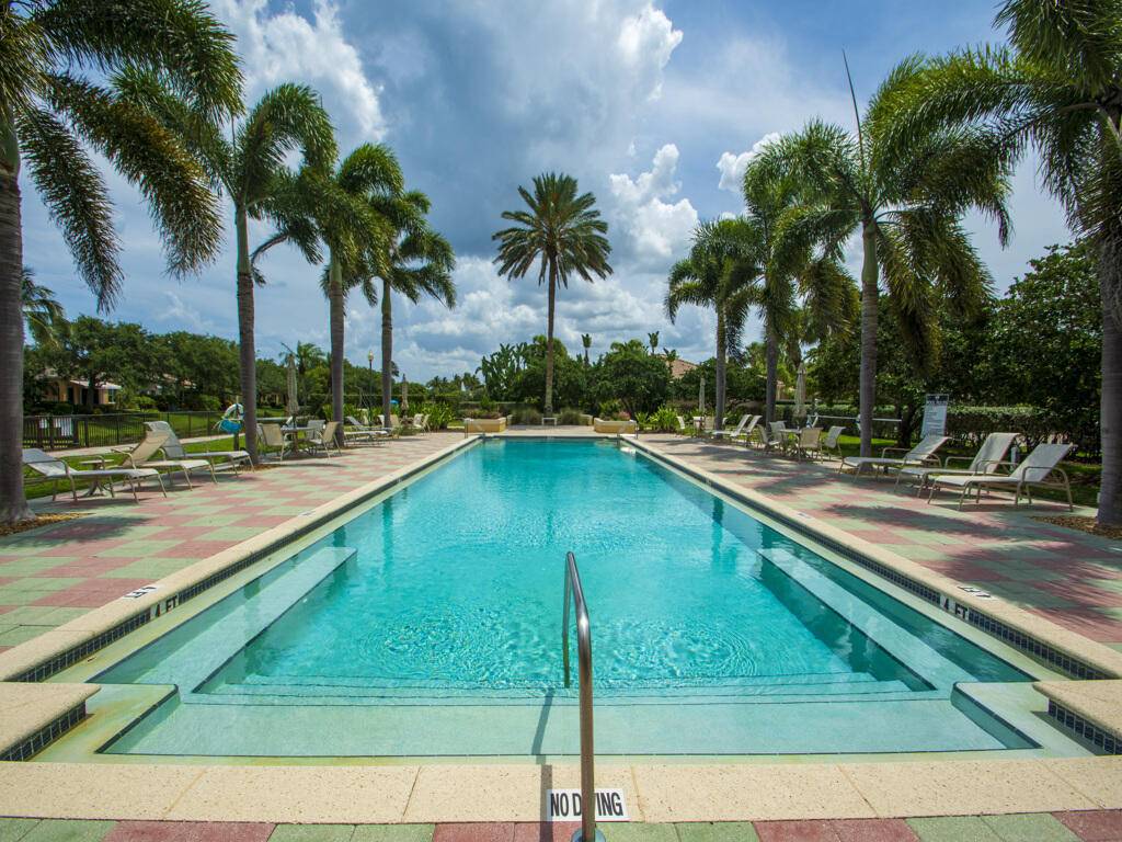 Vero Beach, FL 32963,9520 E Maiden CT