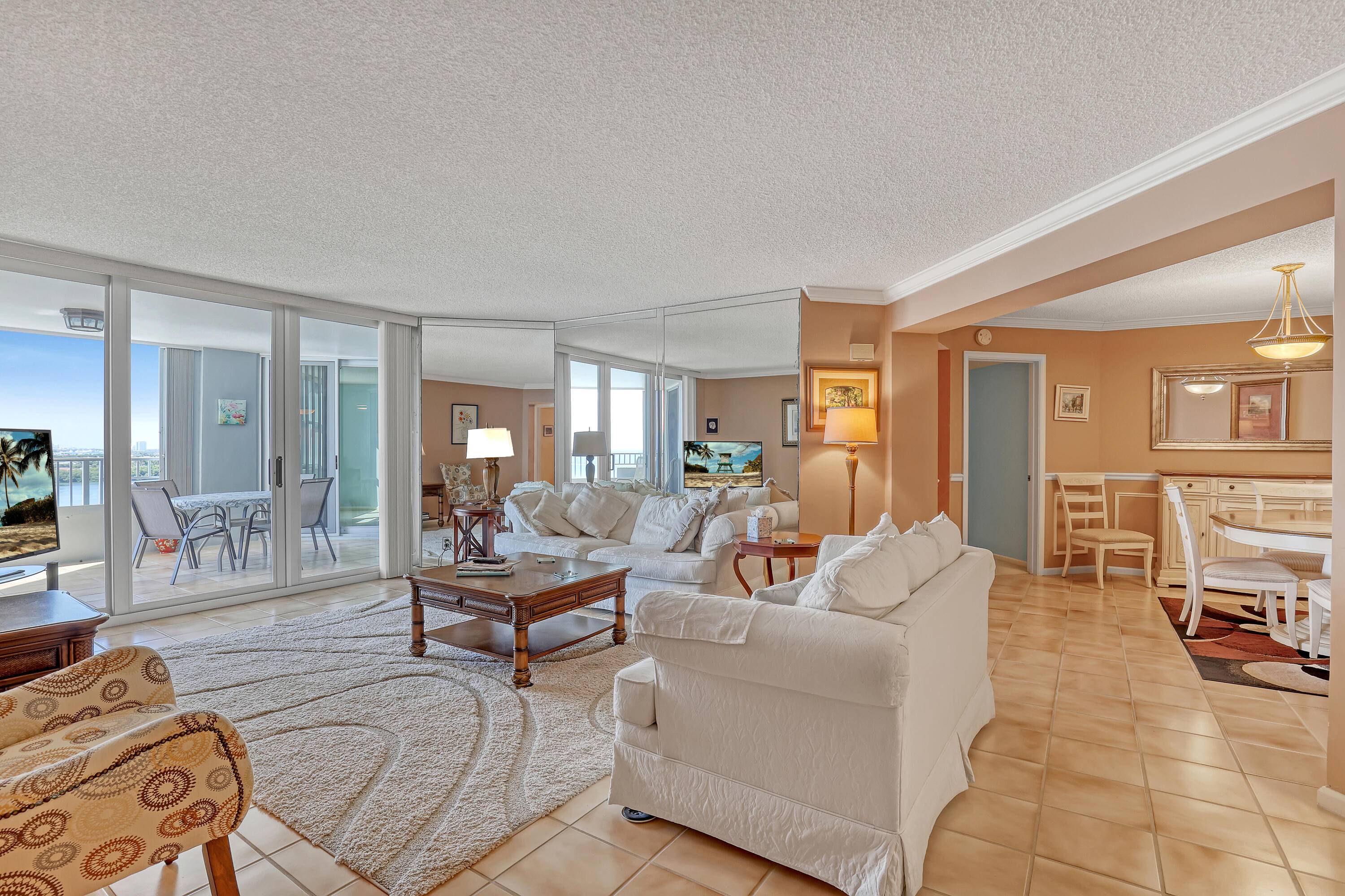Riviera Beach, FL 33404,5200 N Ocean DR 904
