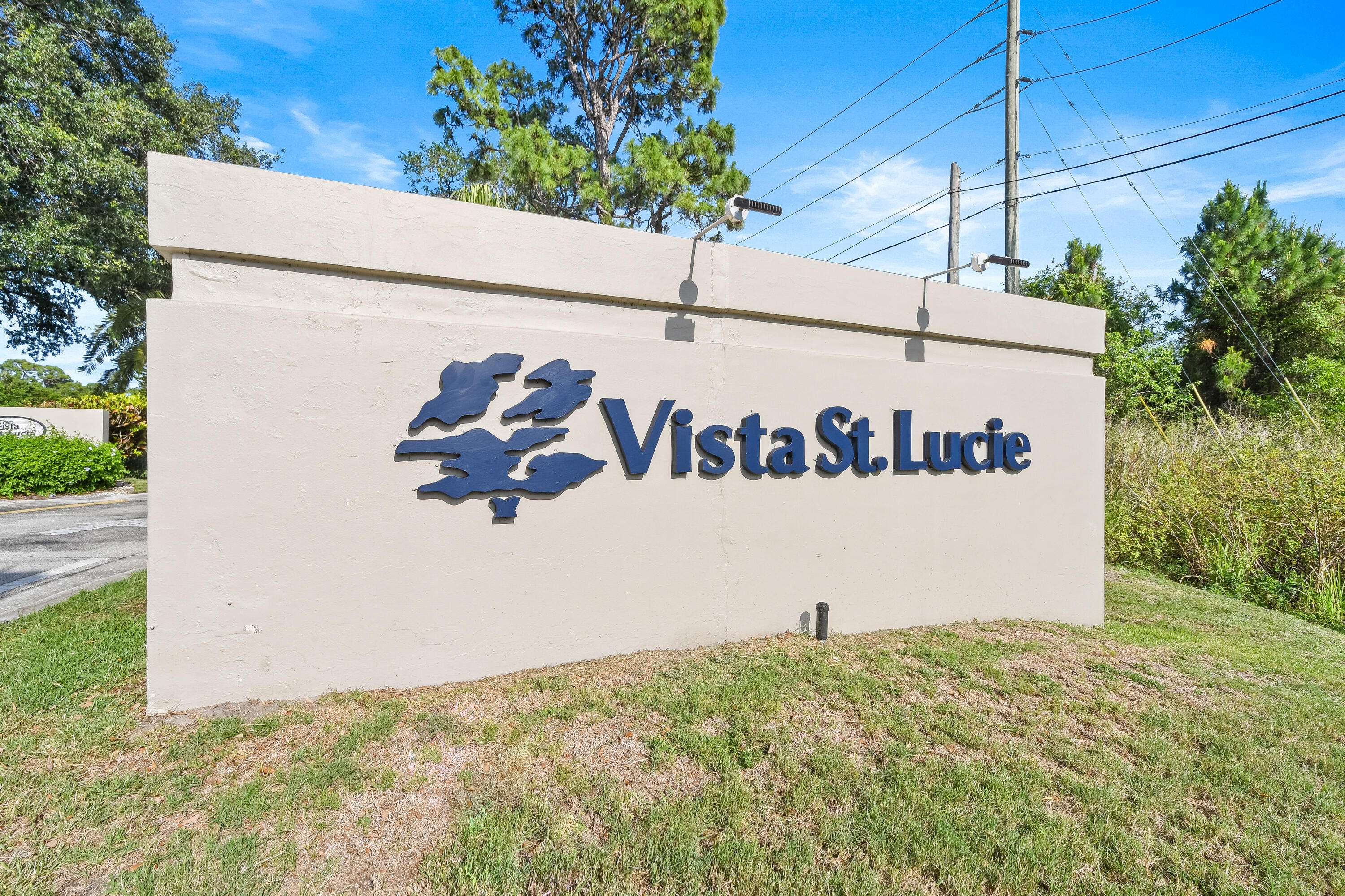 Port Saint Lucie, FL 34952,3 Lake Vista TRL 102