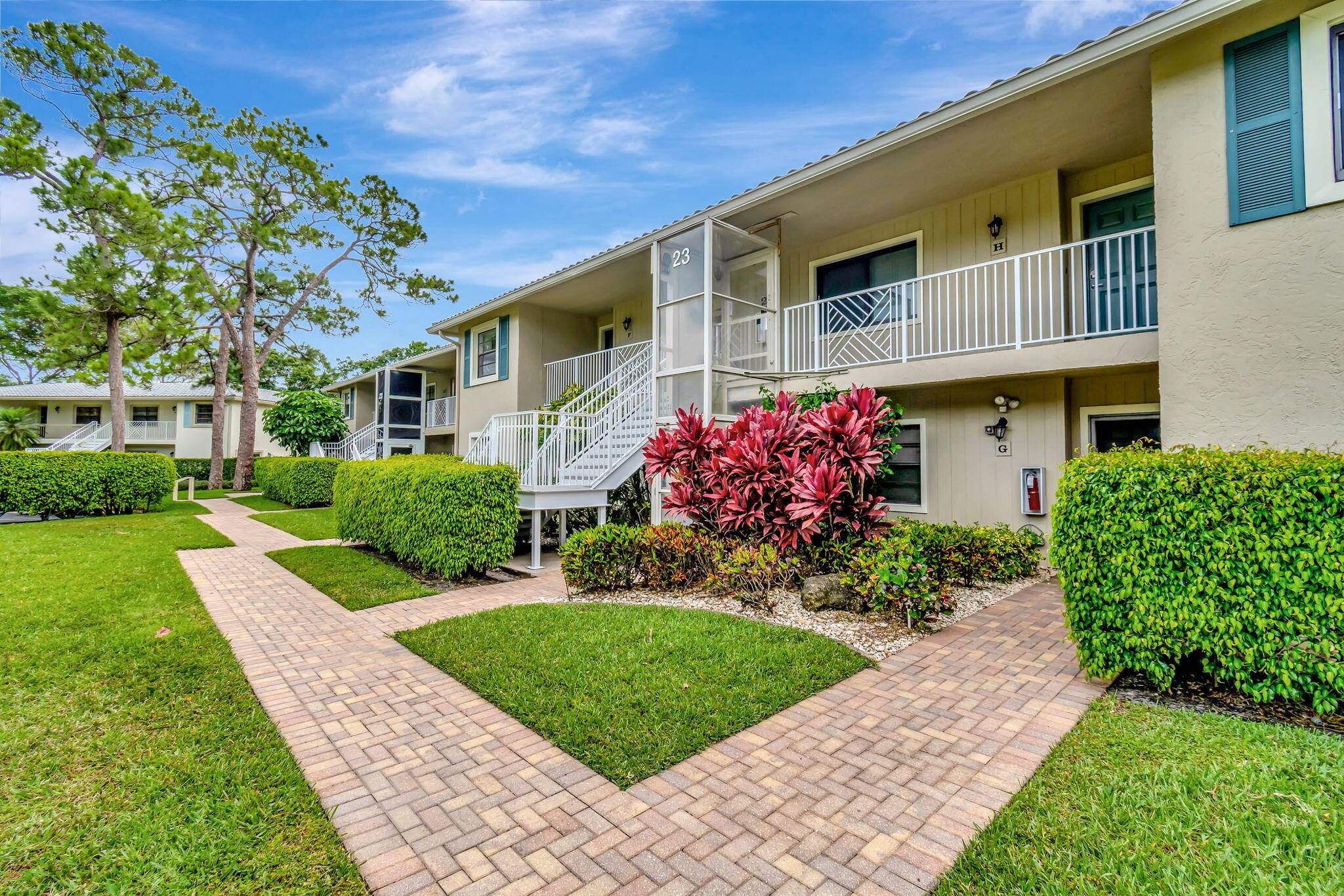 Boynton Beach, FL 33436,23 Westgate LN E