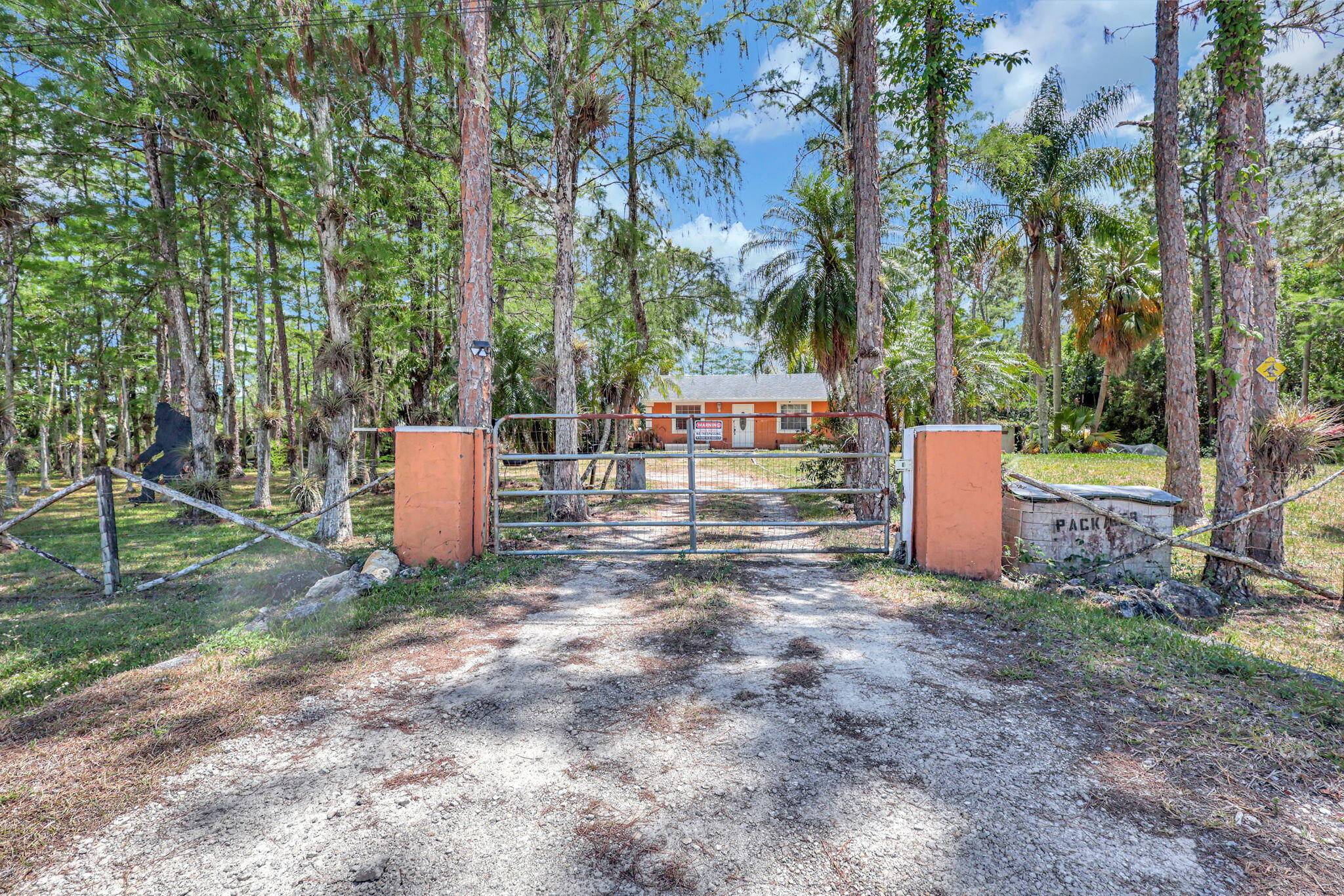 Loxahatchee, FL 33470,16416 N 66th CT