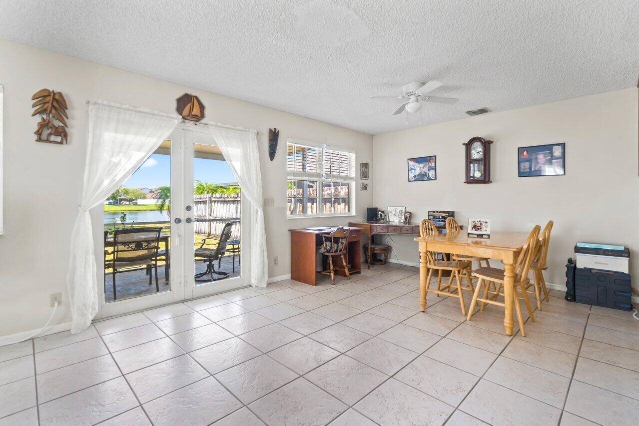 West Palm Beach, FL 33417,4705 Lakeside CIR