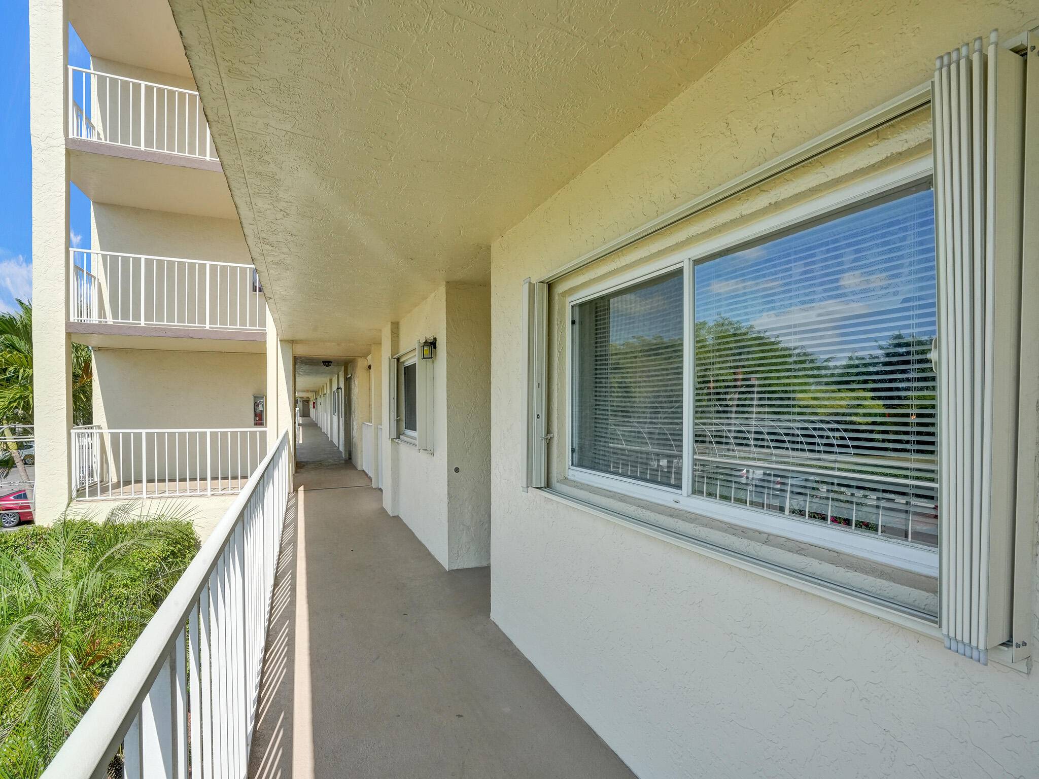 Lake Worth, FL 33467,4735 E Lucerne Lakes BLVD 209