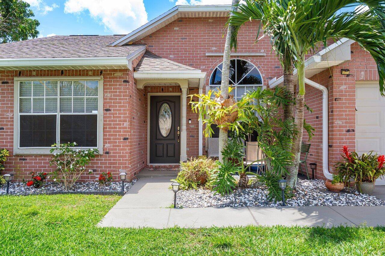 Boynton Beach, FL 33472,5565 Pebble Brook LN