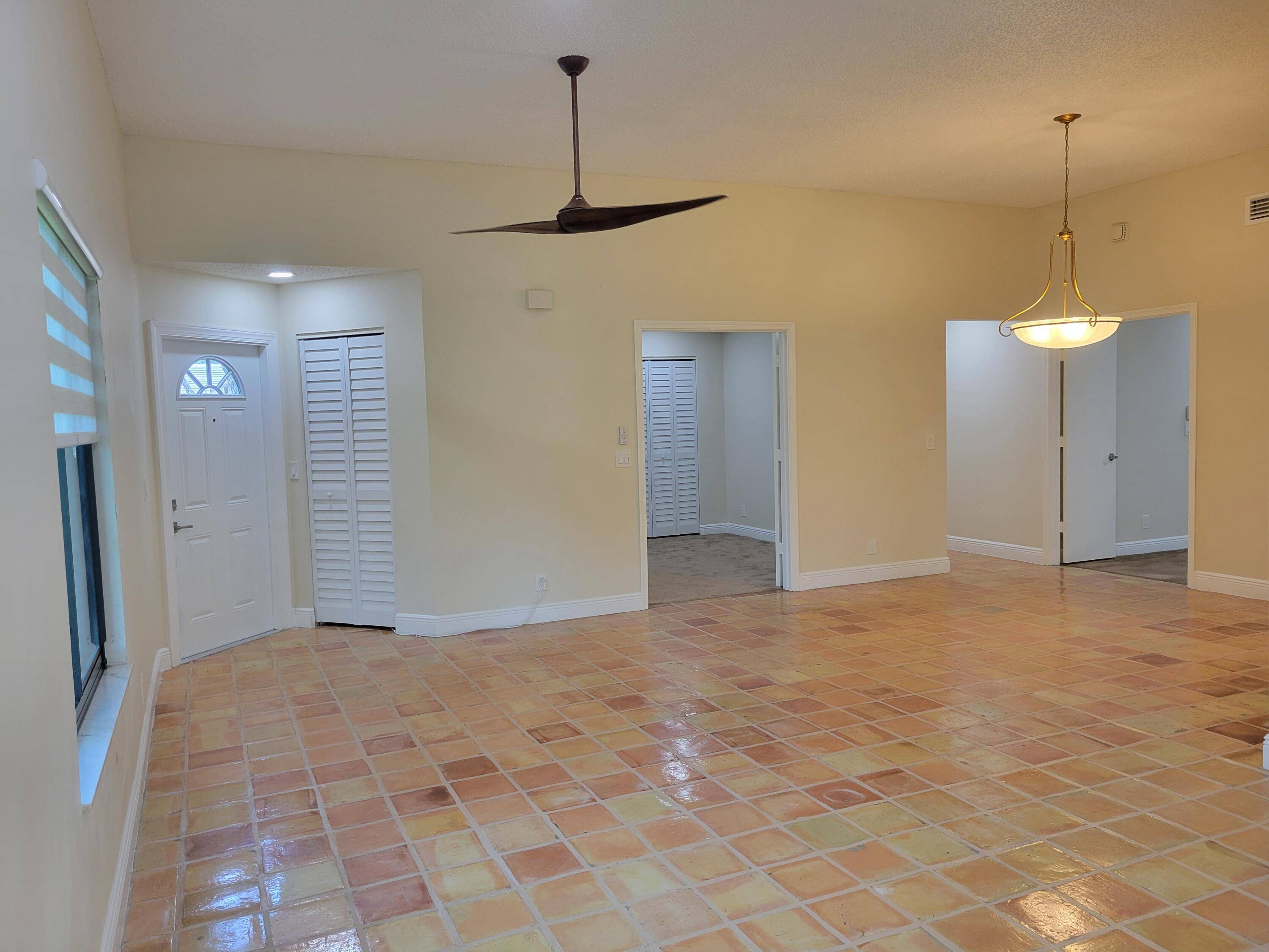 Boynton Beach, FL 33437,5061 Pine DR