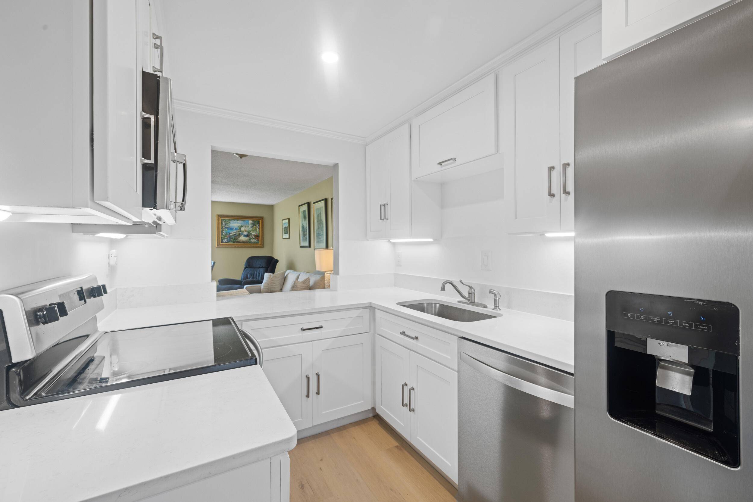 Stuart, FL 34997,5443 SE Miles Grant RD D101