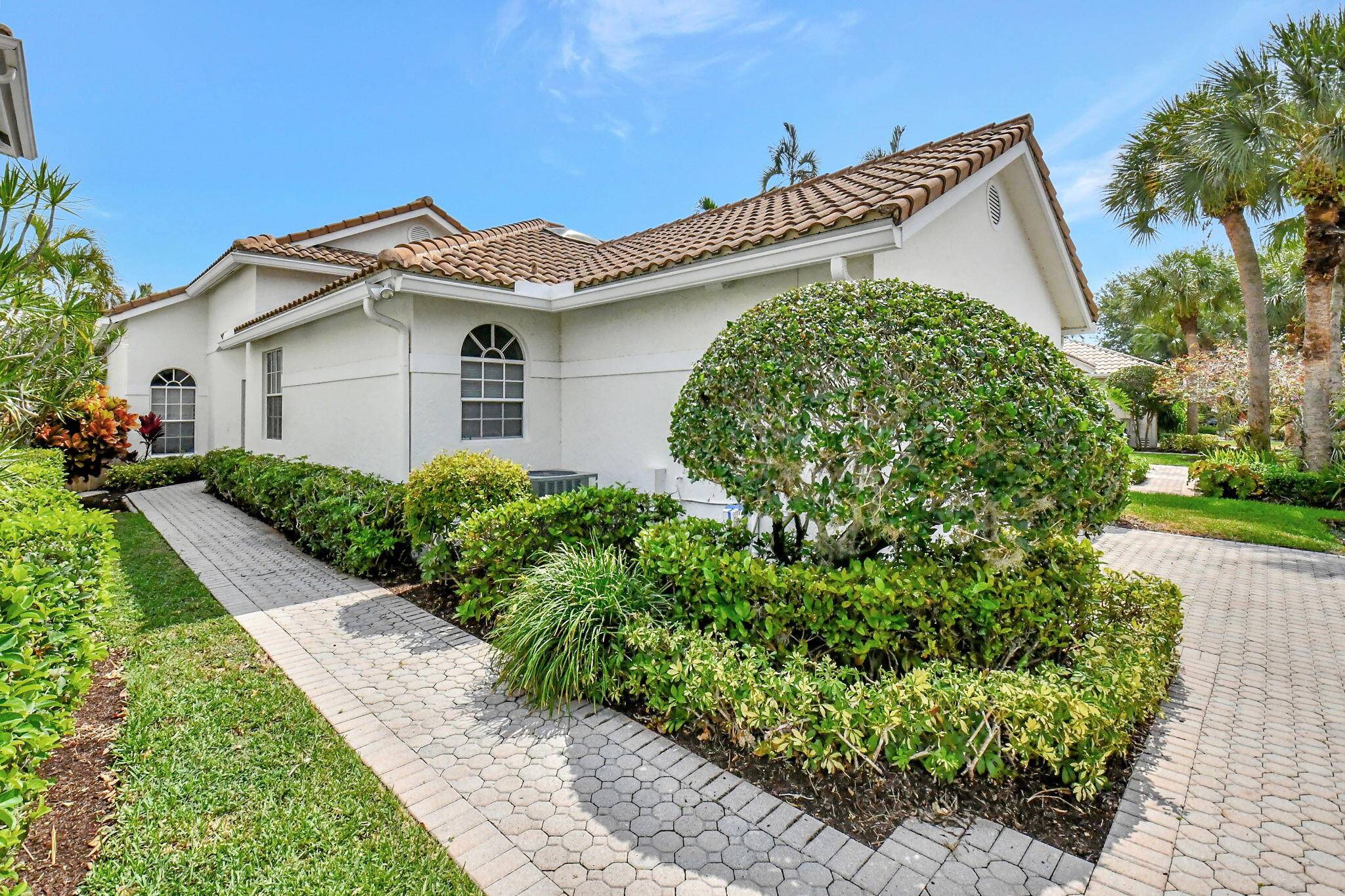 Boca Raton, FL 33496,2489 NW 66th DR