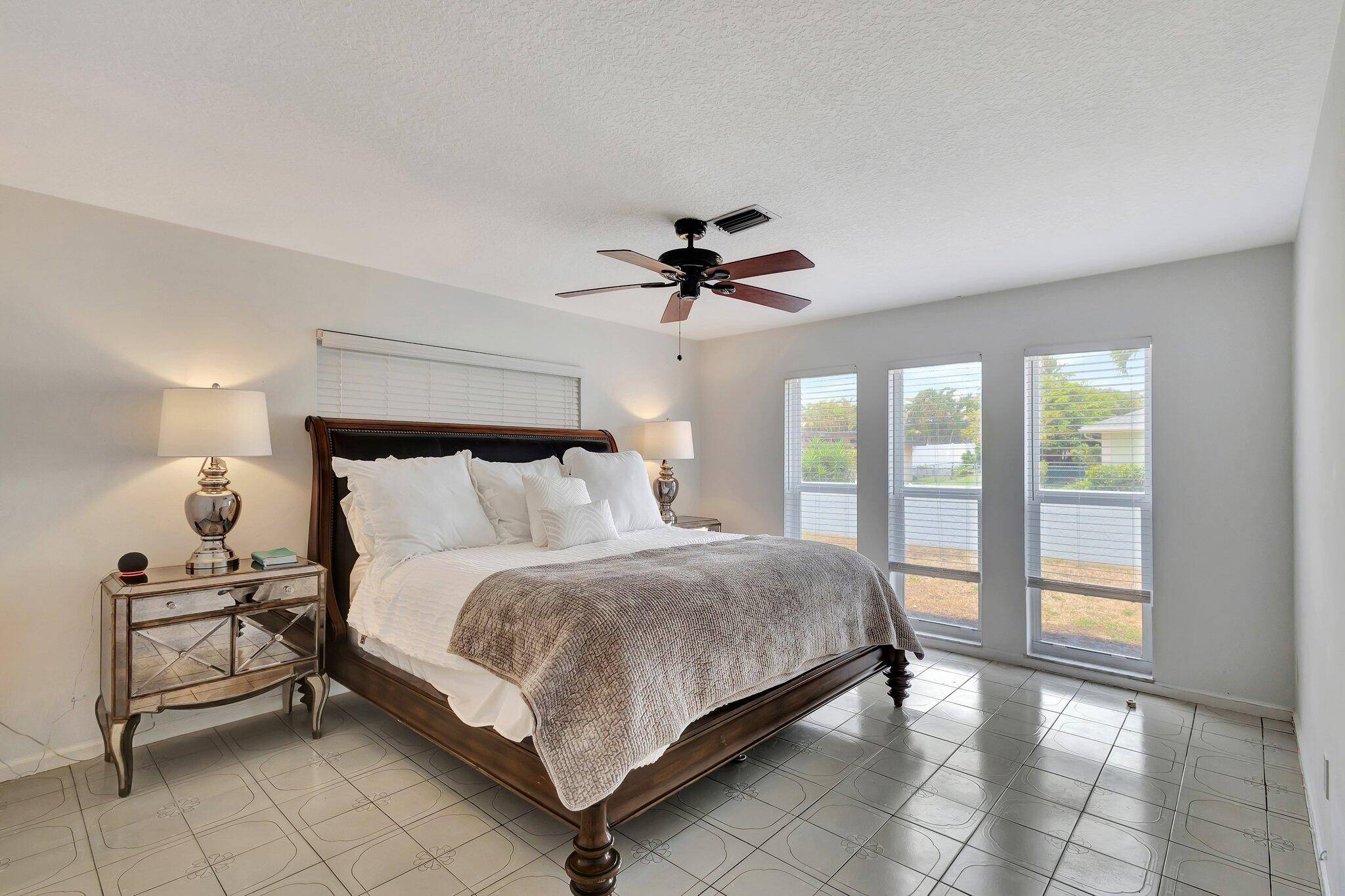 Juno Beach, FL 33408,430 Mars WAY