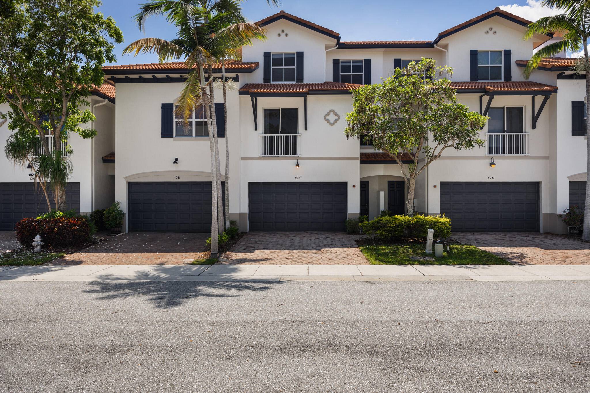 Delray Beach, FL 33445,126 W Prive CIR