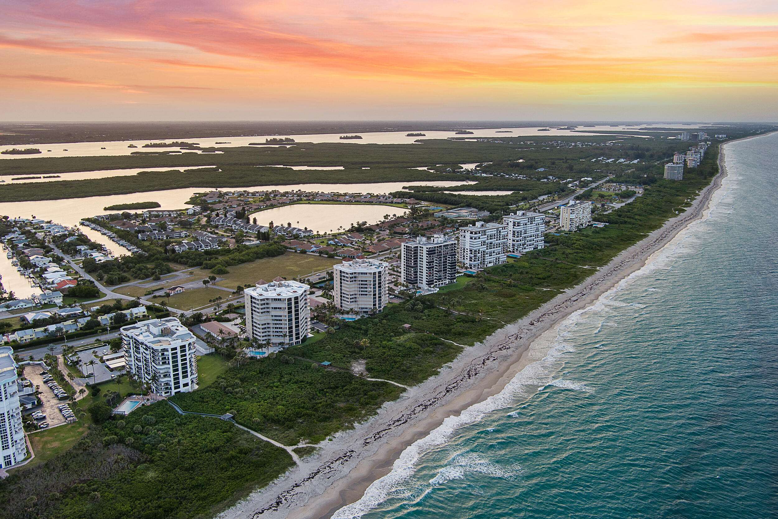Hutchinson Island, FL 34949,2900 N Highway A1a Ph-B