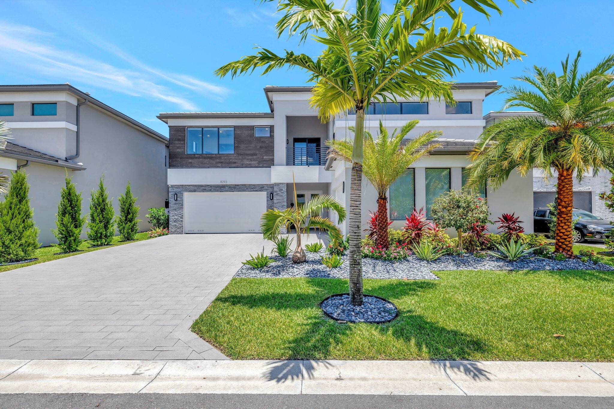 Boca Raton, FL 33496,8293 Fishhawk Falls CT